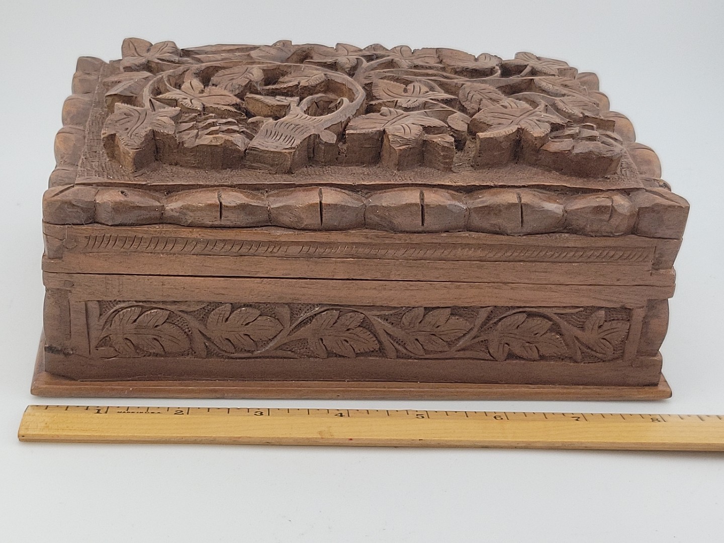 Hand Carved Kashmiri Walnut Wood Jewelry Box with Removeable Tray Signed 8.5×5.5
