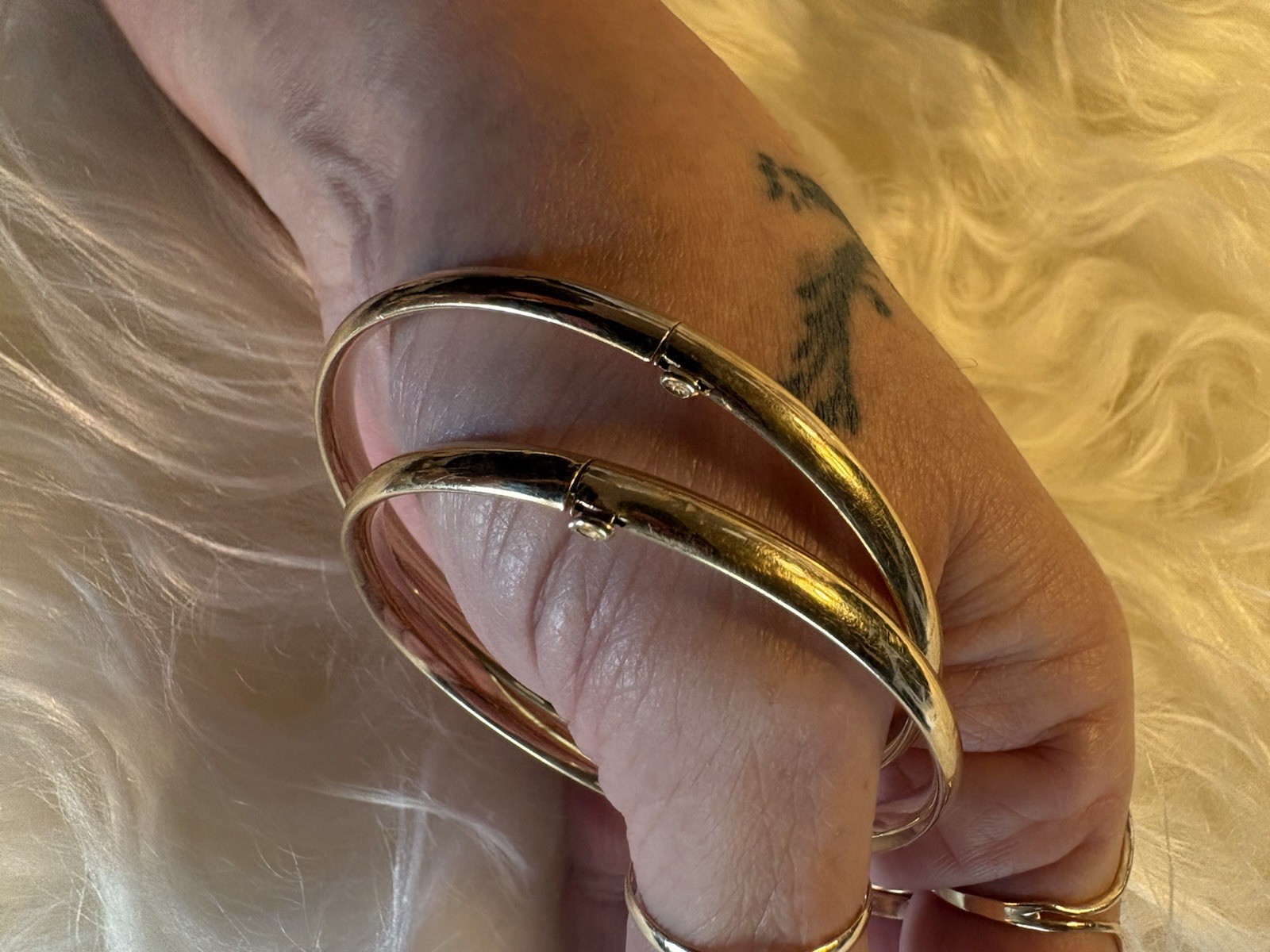Solid 10k Yellow Gold Hinged Bangle Bracelets (2) 8.20 Grams 4.6 mm Approx. 8”