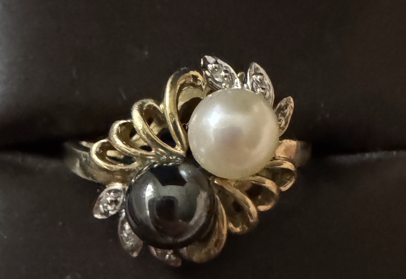 Solid 10K 10Kt Yellow Gold Pearl Diamond Women’s Band Ring Size 6.75