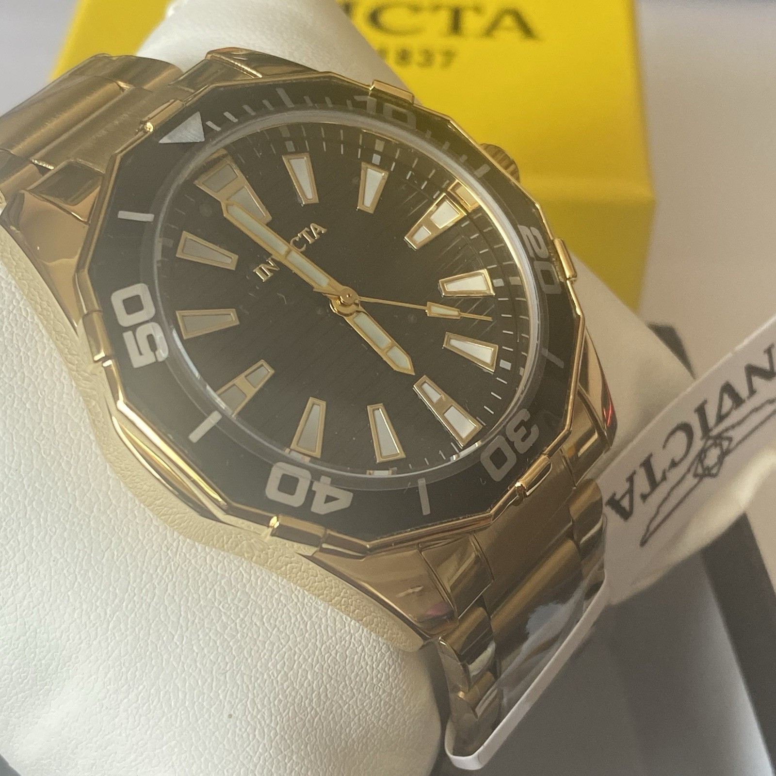Brand New Invicta Pro Diver Meridian Men’s Quartz Watch 46mm (69236) Black Gold