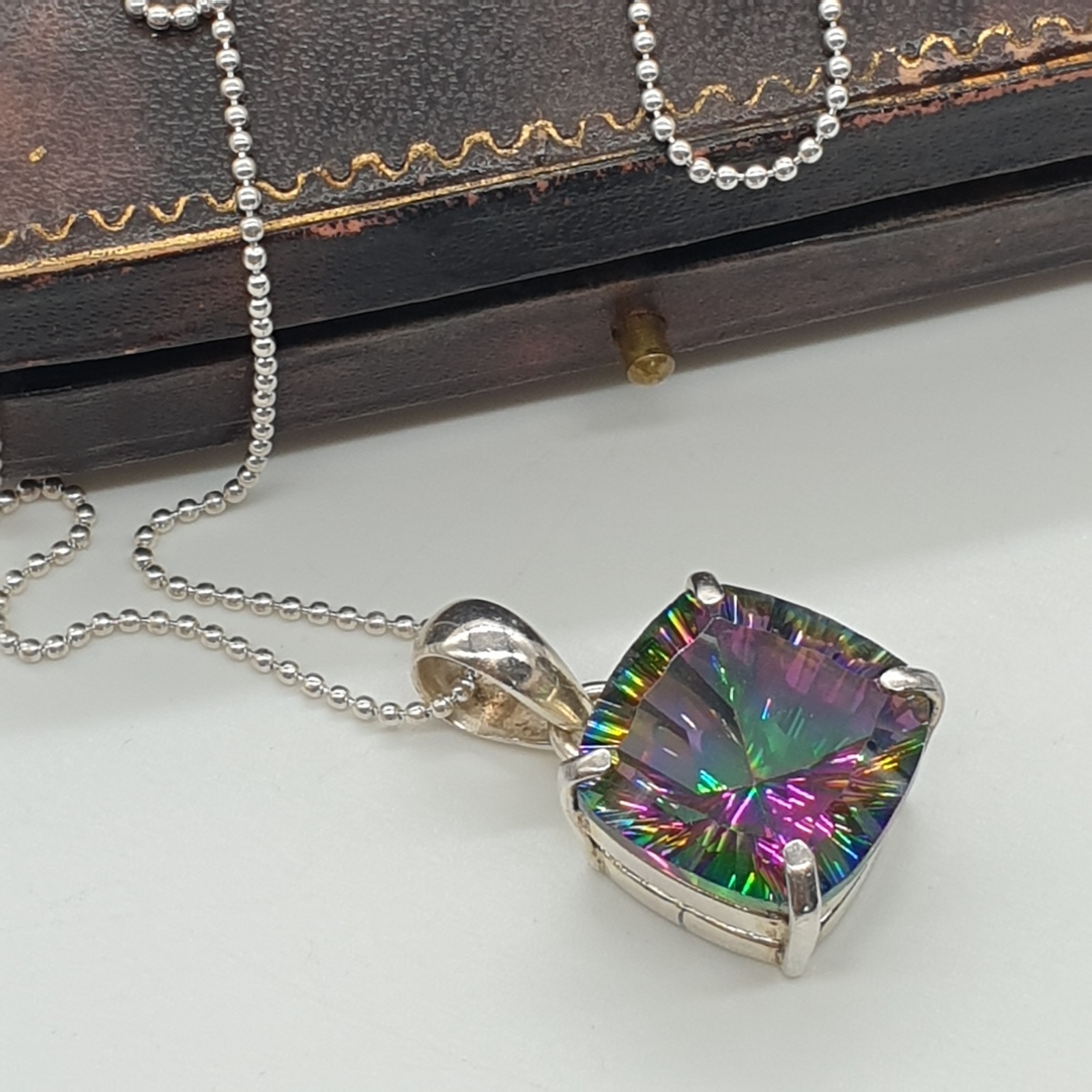 925 Sterling Silver Chain Pendant Necklace Rainbow Watermelon Crystal 45.5cm