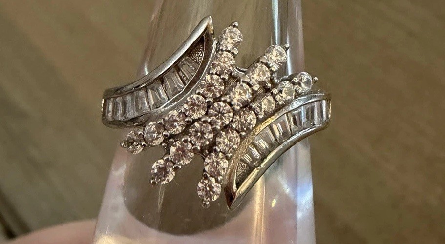 Sterling Silver 925 clear glass Wrap cluster cocktail Ring Baguette Size 5