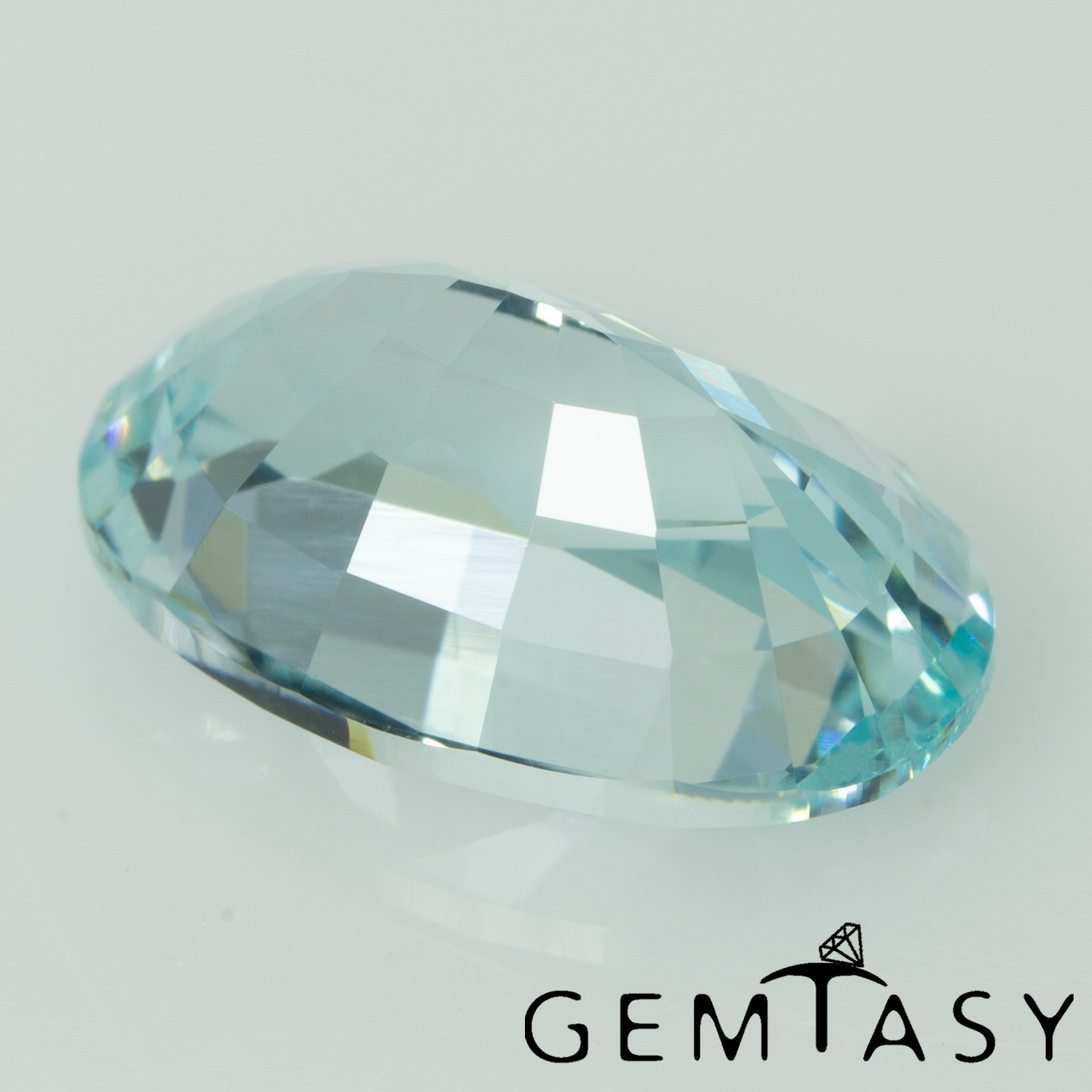 Cut stone – Aquamarine YAG Czochralski(Pulled) lab grown Oval 11x7mm 3.91-4.32ct
