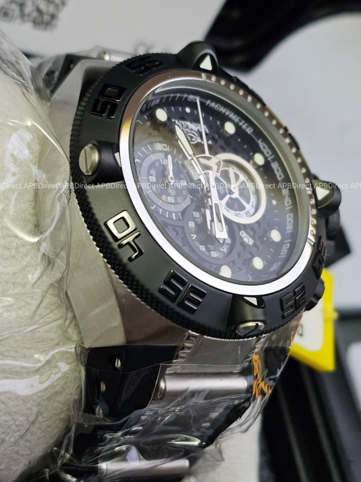 Invicta – Subaqua Noma 4 – Swiss 5050.C Chronograph – Flame-Fusion Mens watch