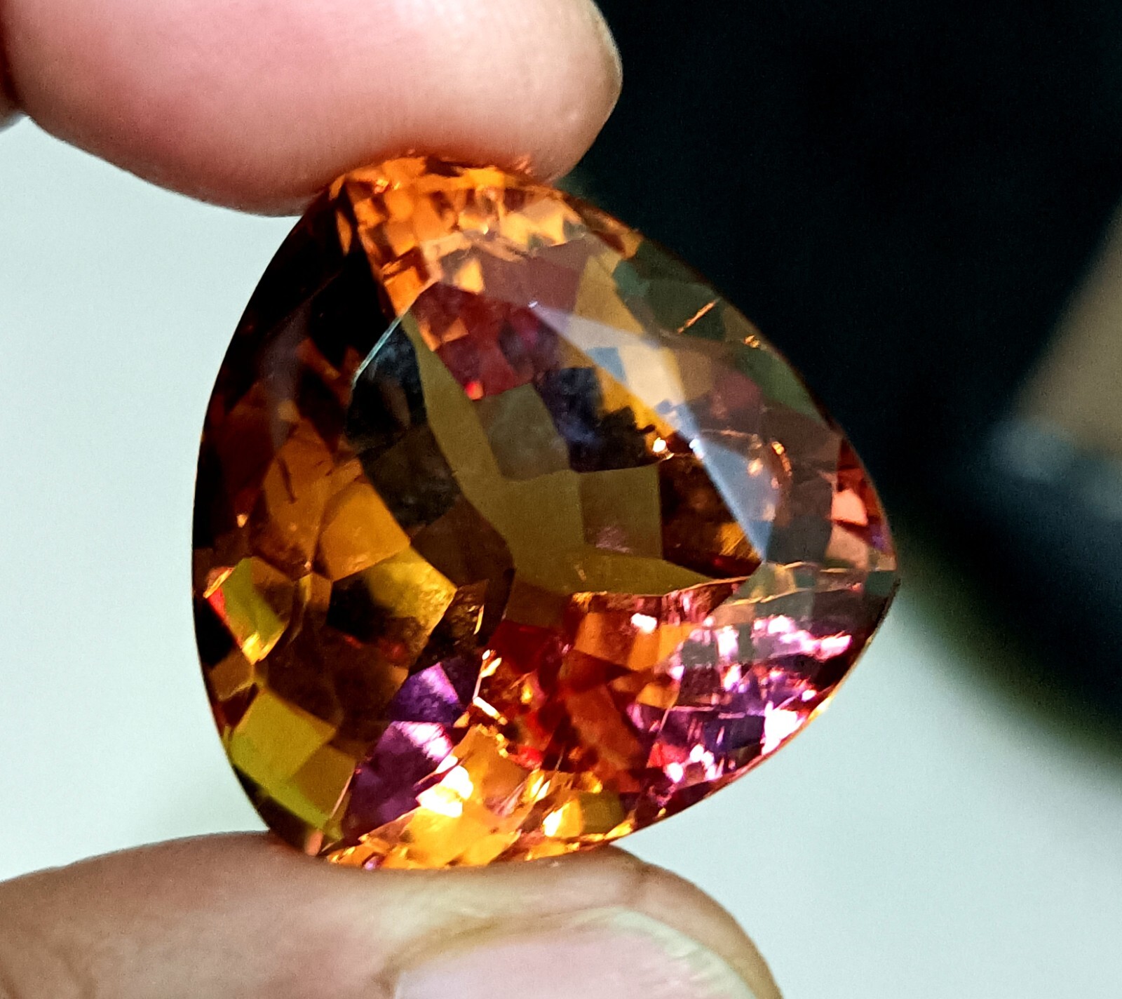 Certified 40.55 Ct Natural Trillion Cut Zultanite Color Changing Loose Gemstone