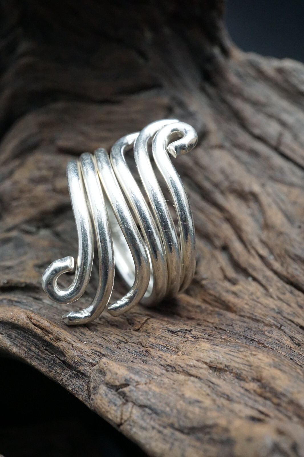 925 Sterling Silver Interlocking Swirl Loop Wire Design Ring 9.18 Grams Size 10