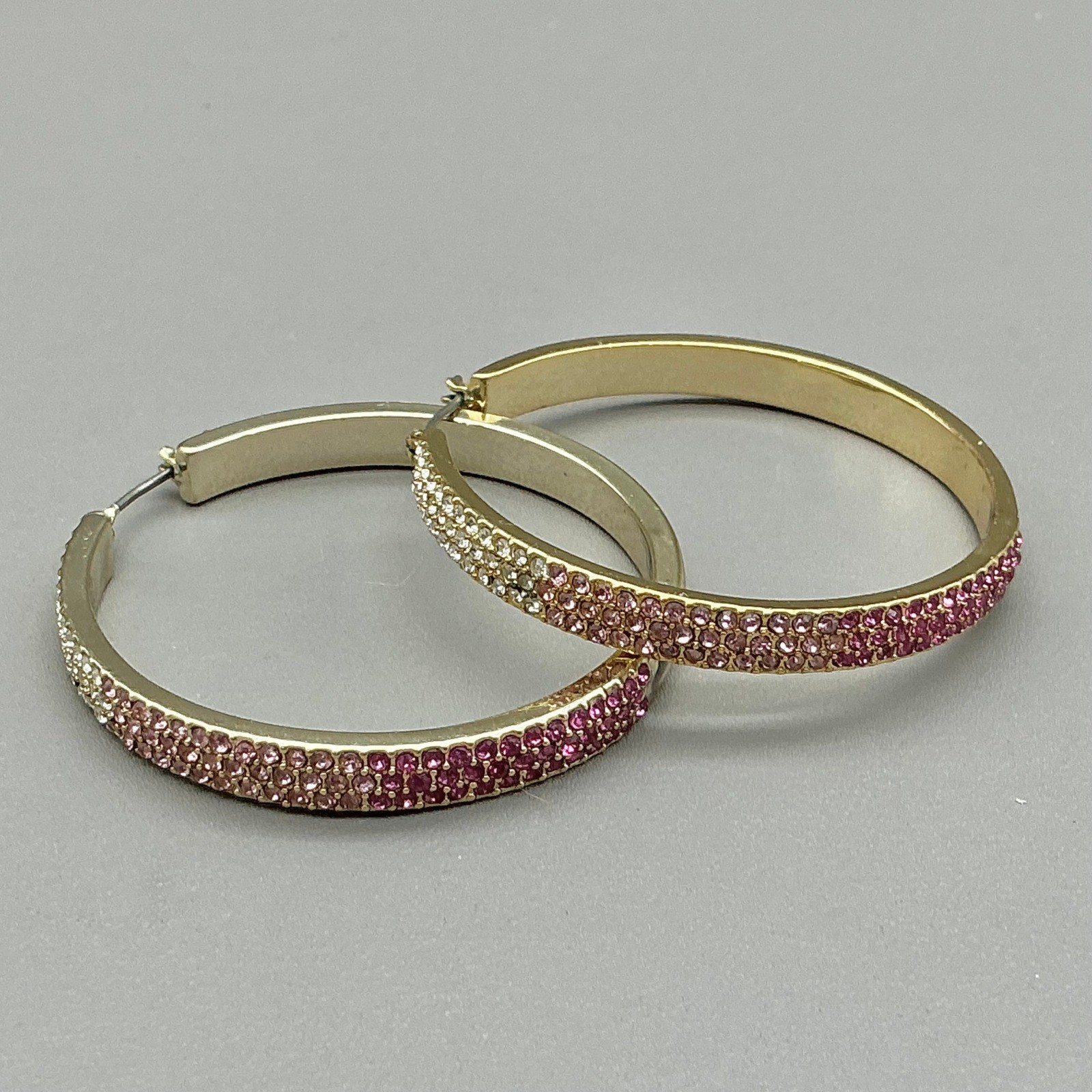 DKNY Earrings Womens Gold Tone Pink Ombre Pave Crystal Hoop Jewelry 1.5 Inch