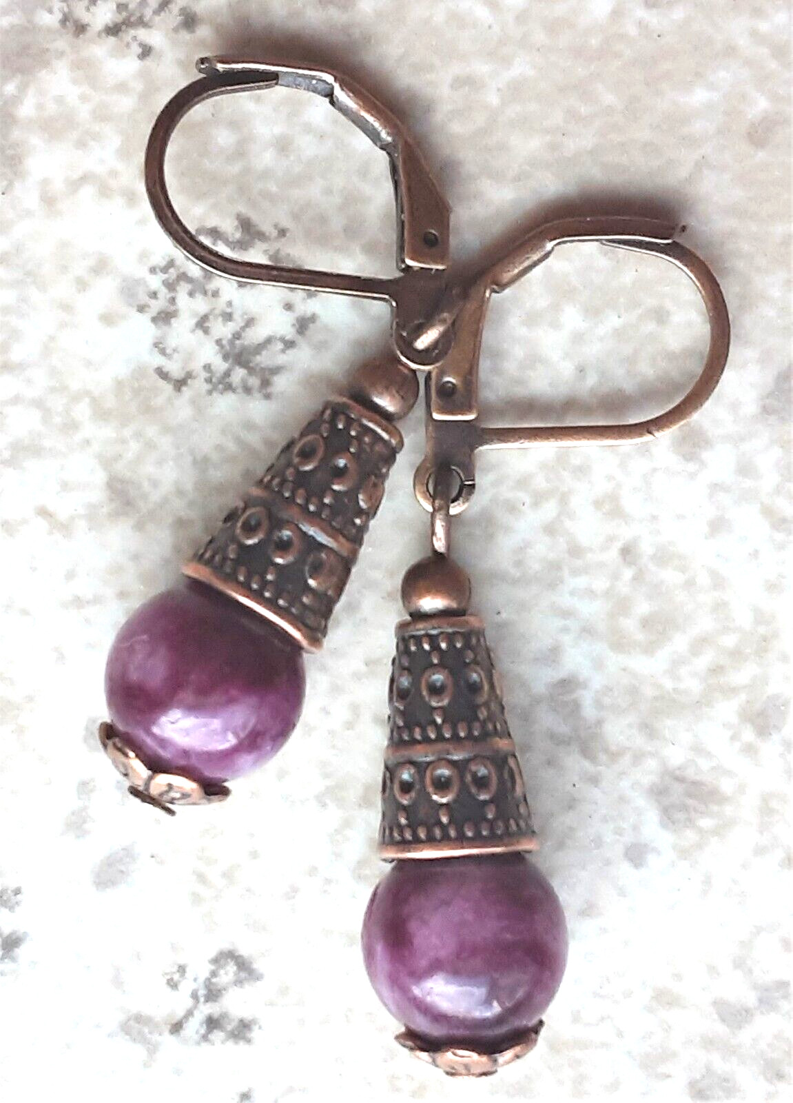 VIOLET MICA JADE CONE earring LEVERBACK SP handcrafted XX