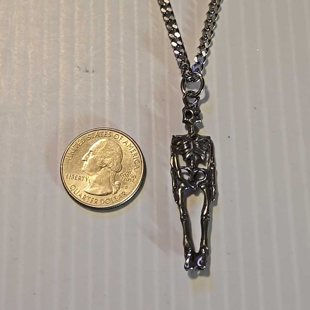 SKELETON SKATER Pewter Pendant Charm / 18″-24″ STAINLESS CURB CHAIN NECKLACE