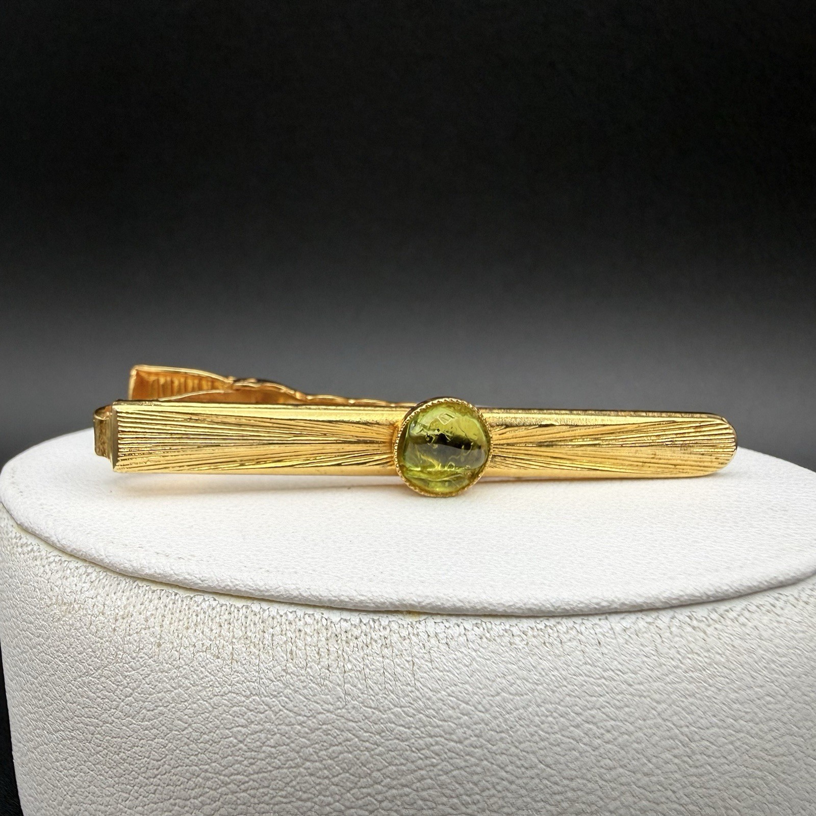Vintage Green Glass Cabochon Tie Bar Tie Clip Gold Tone Textured Mid Century Mod