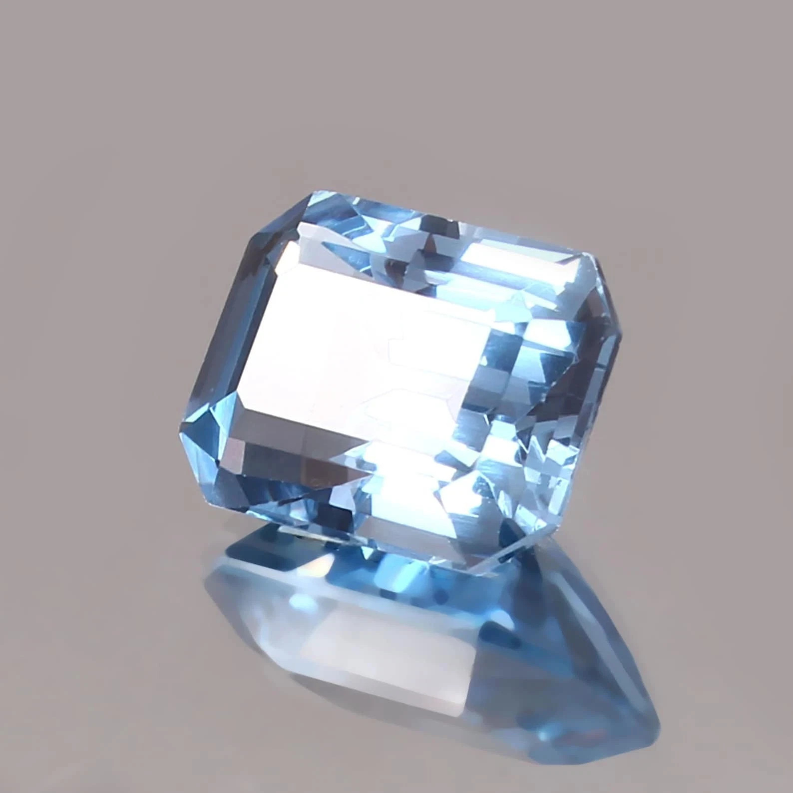 10.2 Ct Certified Natural Santa Maria Blue Aquamarine Emerald Cut Loose Gemstone