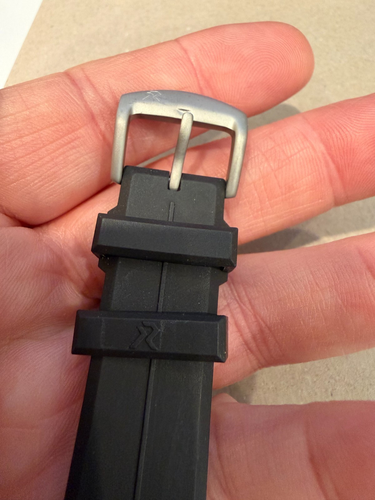 RZE HexaFlex FKM Rubber Watch Band, 20mm, BLACK W/ Titanium UltraHex Buckle