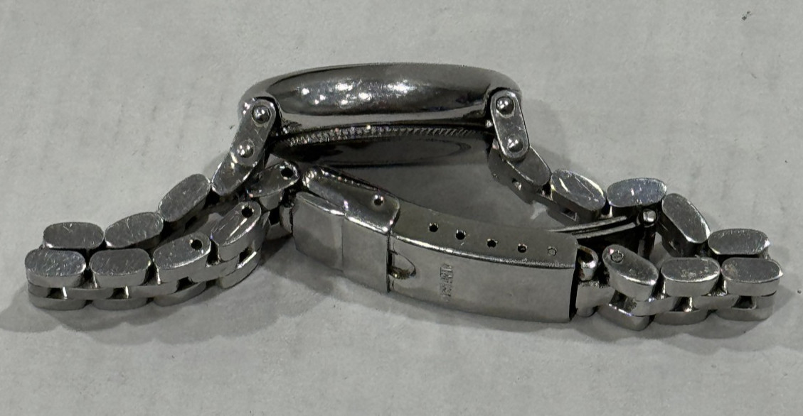 Vintage Rare Victorinox Swiss Army Delta 29mm Women Watch w/ 5cm Steel Bracelet