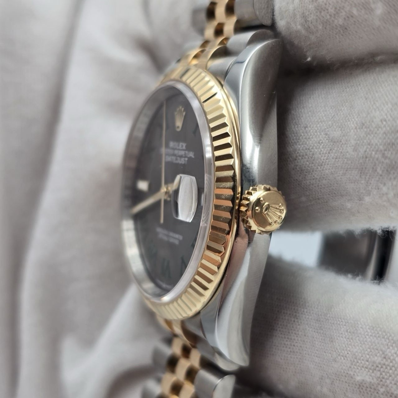 PAPERS 2025 Rolex Datejust 36mm Wimbledon Yellow Gold Fluted Jubilee 126233 BOX