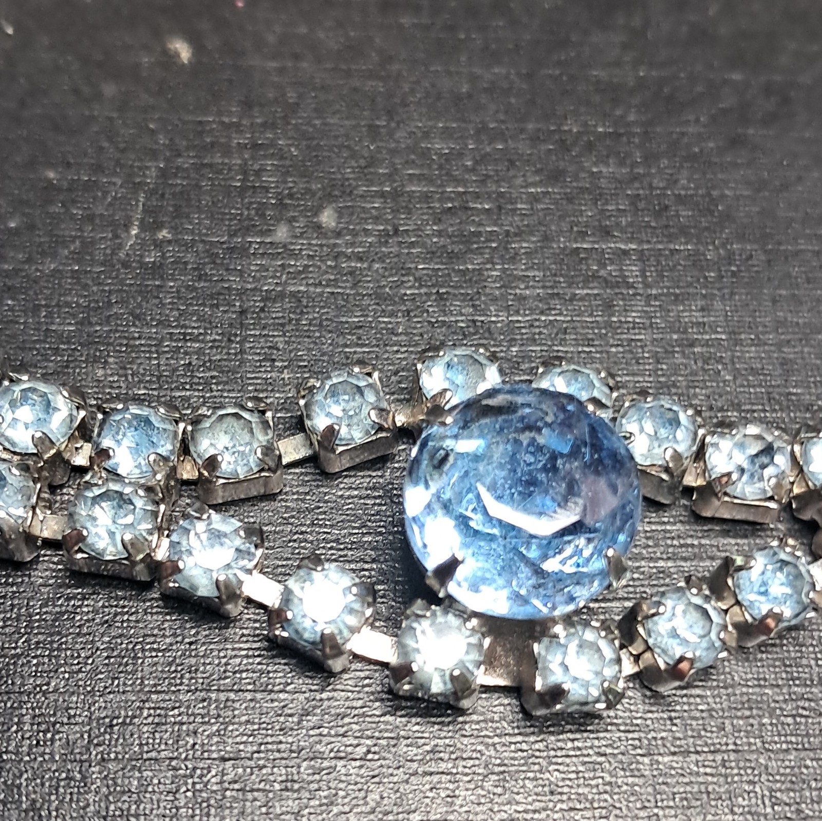 Vtg 1950’s Juliana Style Blue Rhinestone Bracelet Large Center Stone PAT PEND