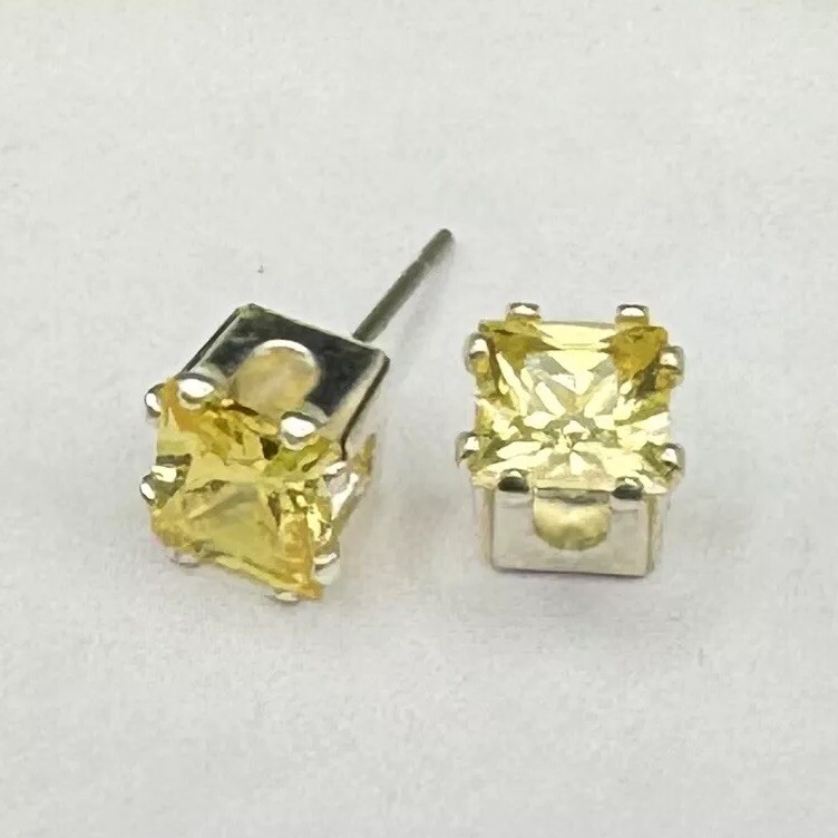 Jonquil (Pale Yellow) 6mm Studs – Made with Swarovski® crystals (#t)