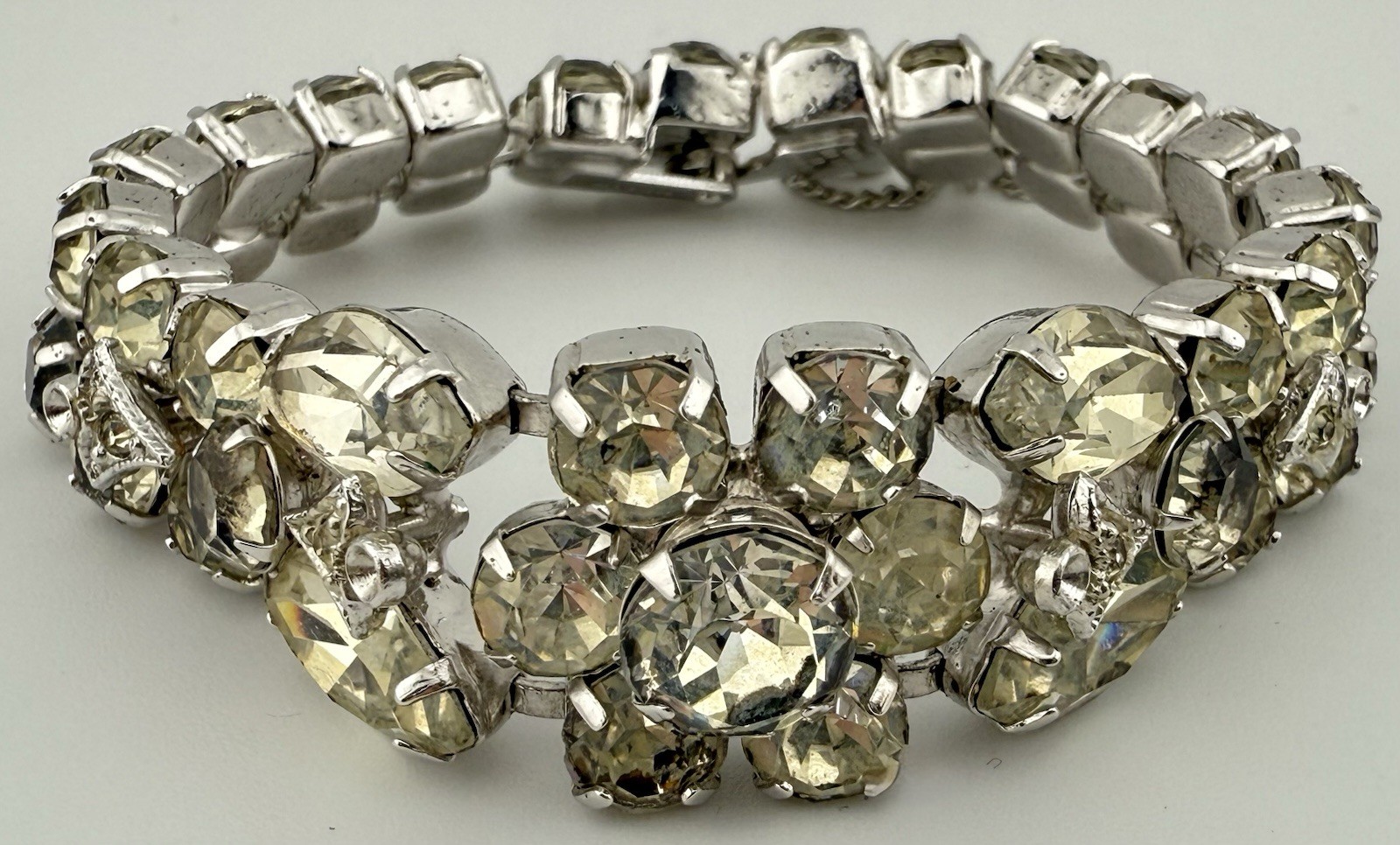 EISENBERG ICE SILVERTONE RHINESTONE 6 3/4” BRACELET AS IS PLEASE READ K138B