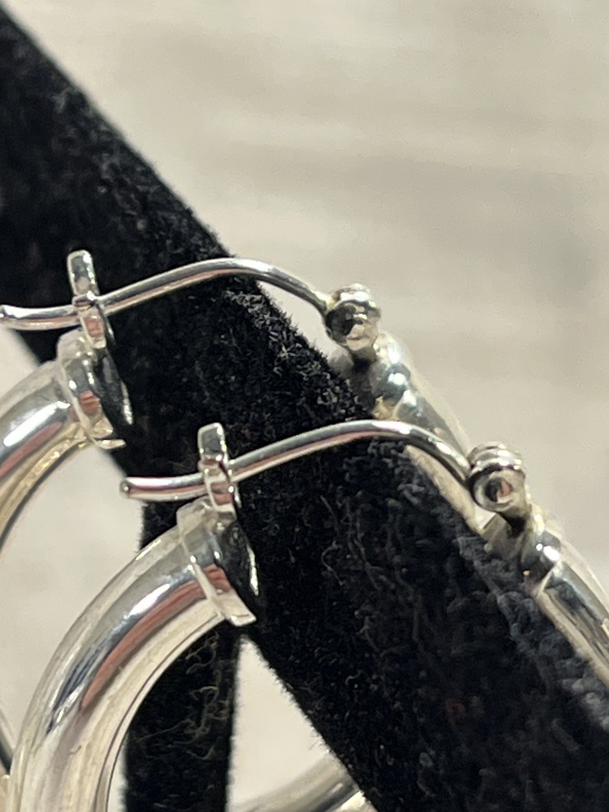 Sterling Silver Oval Puffed Hoop Earrings 1.25″ — 2942