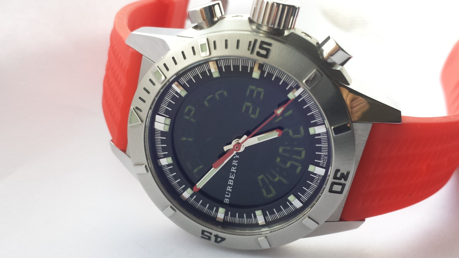 MENS BURBERRY BU7404 Analog-Digital Multi-Function Gents Swiss Made Watch Boxed