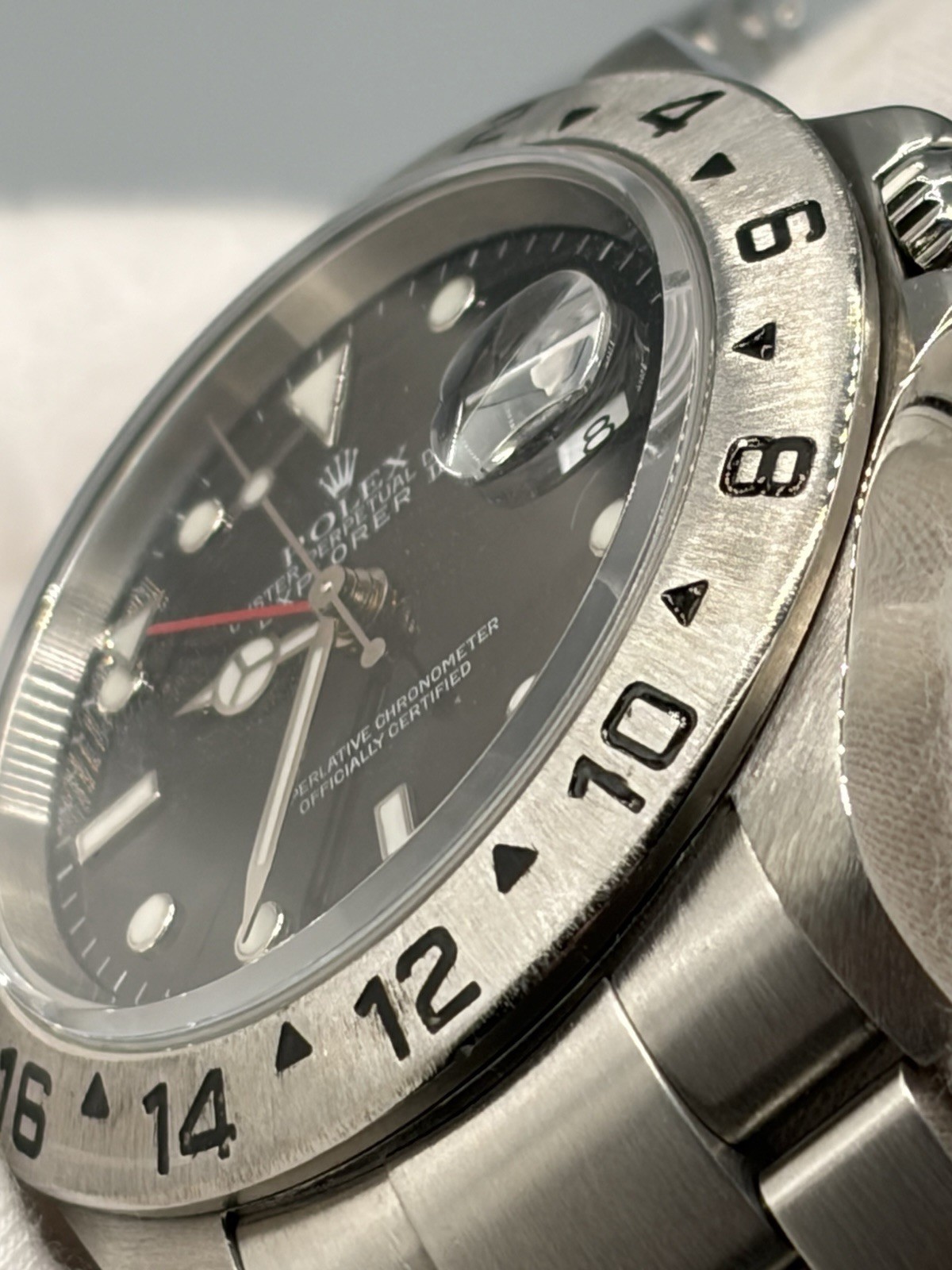 2002 Rolex Explorer II 16570 (Black Dial) Y Serial – Fresh Service, Unworn Since