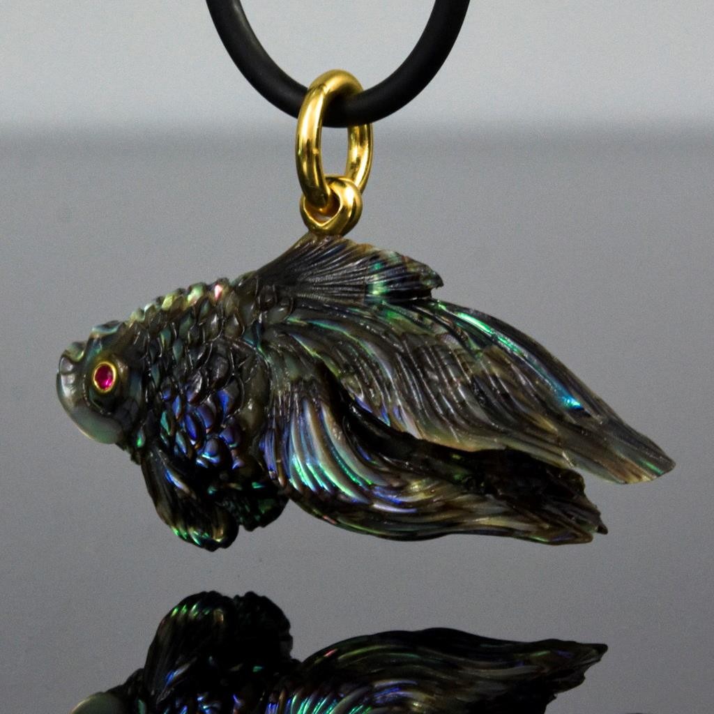 Gold Fish Pendant Carved Abalone Shell Gold Vermeil Sterling Silver Ruby 9.71g