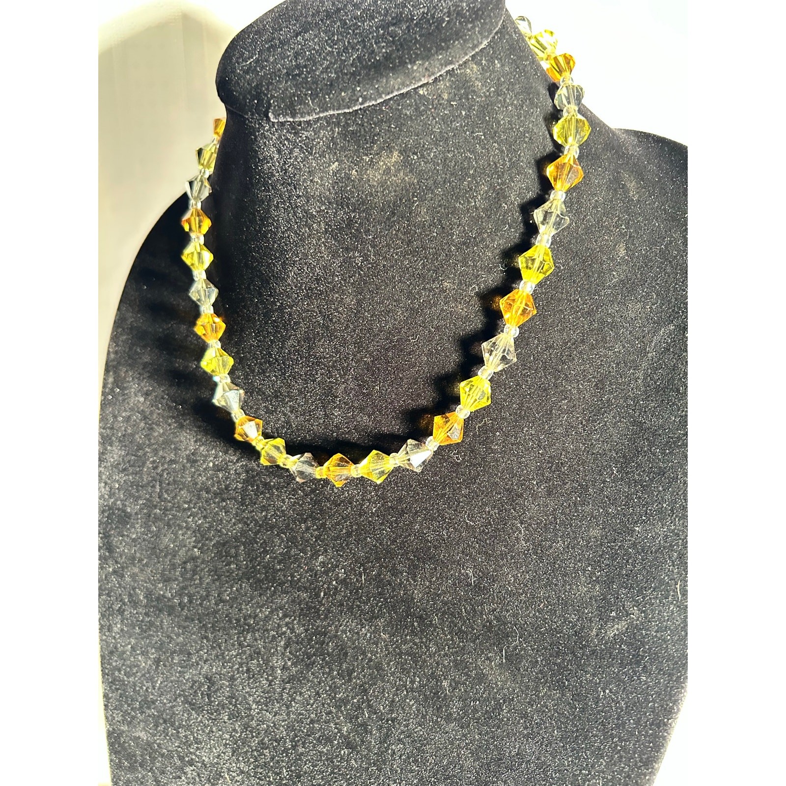 Vintage 18″ Faceted Amber Yellow Charcoal Gray Lucite Bead Necklace