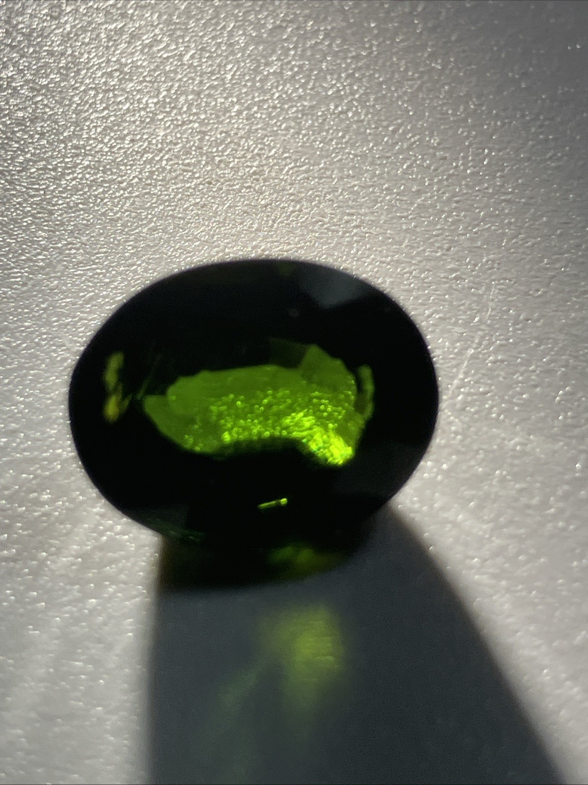 6.43 ct. AAA NATURAL GREEN TOURMALINE, BRAZIL, UNHEATED IF – VVS CLEAN, OVAL CUT