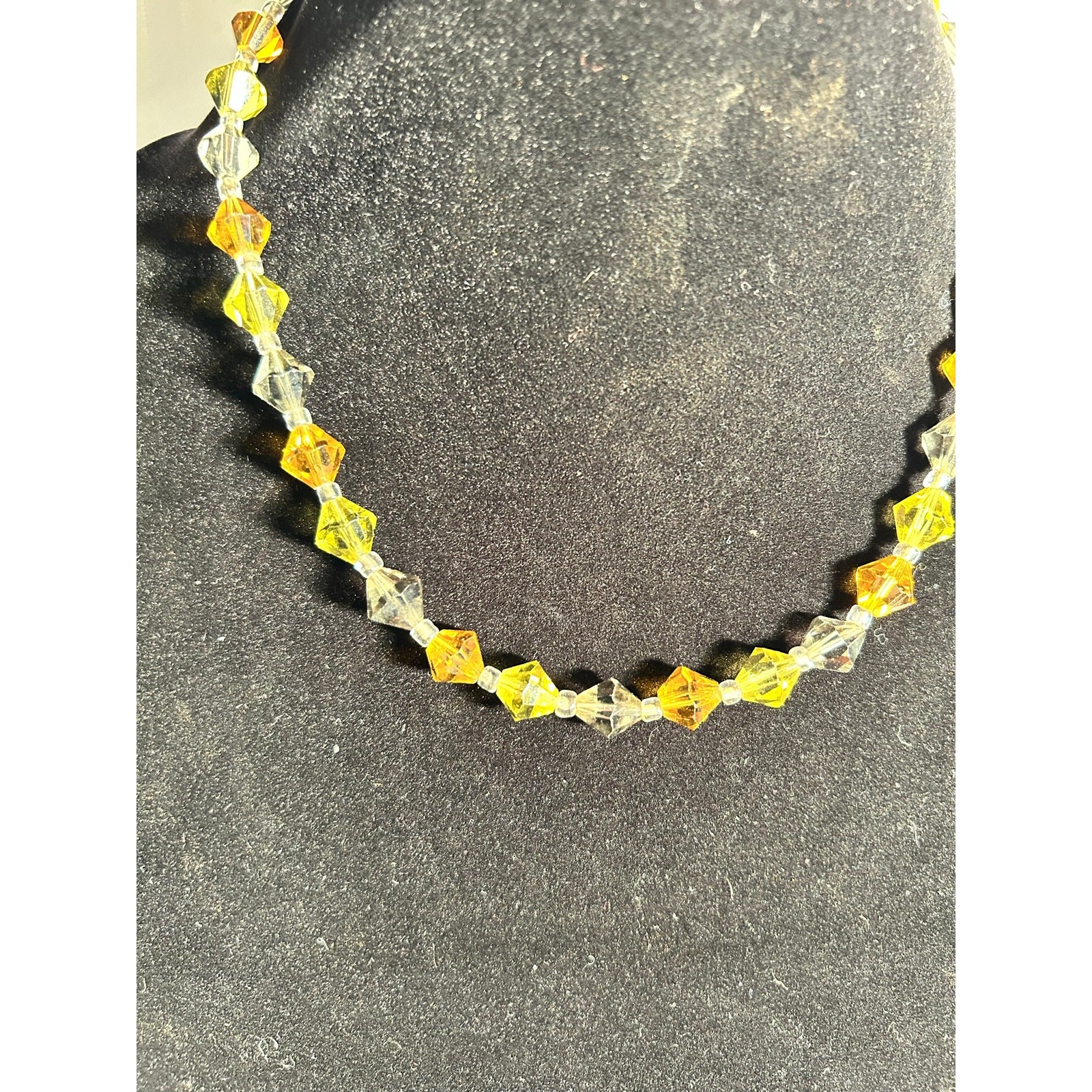 Vintage 18″ Faceted Amber Yellow Charcoal Gray Lucite Bead Necklace