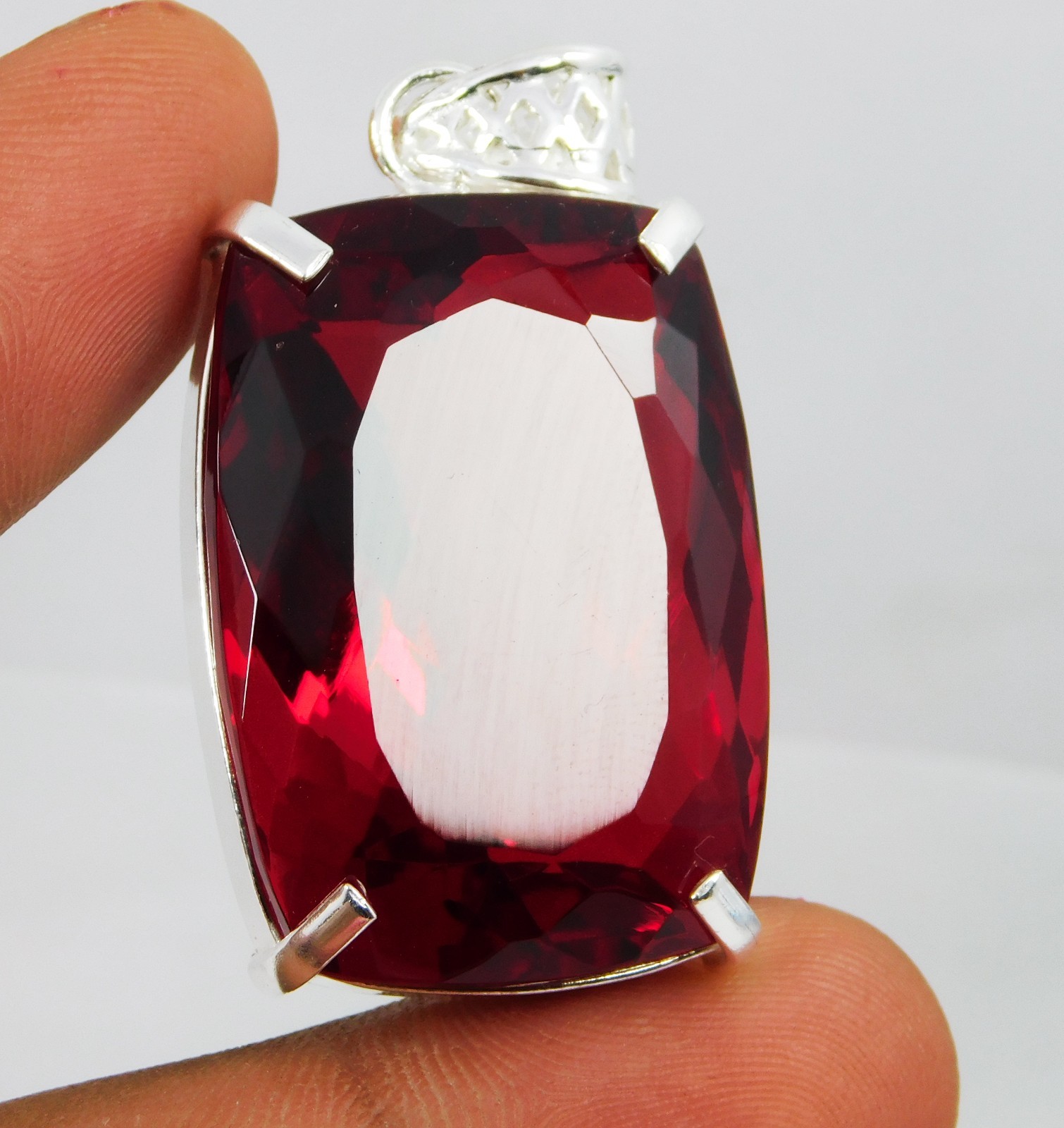 Solid Silver Pendant 97.70 Ct Natural Red Topaz Cushion Cut Certified Gemstone