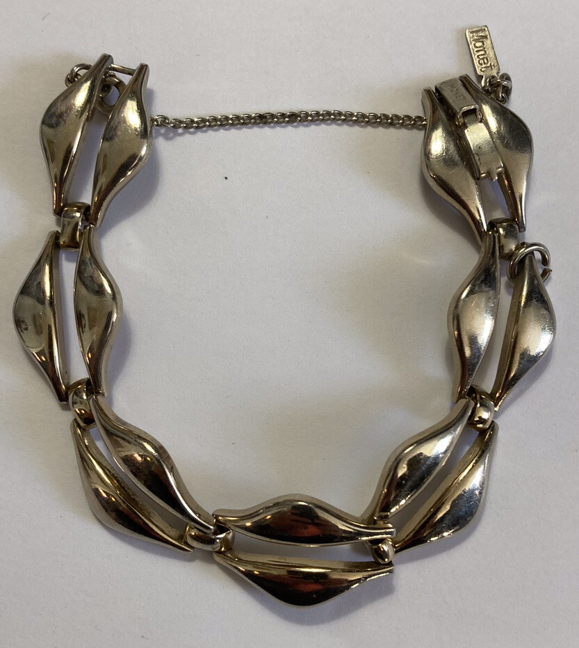 Monet Midcentury Space Age Link Bracelet with Safety Chain 7”