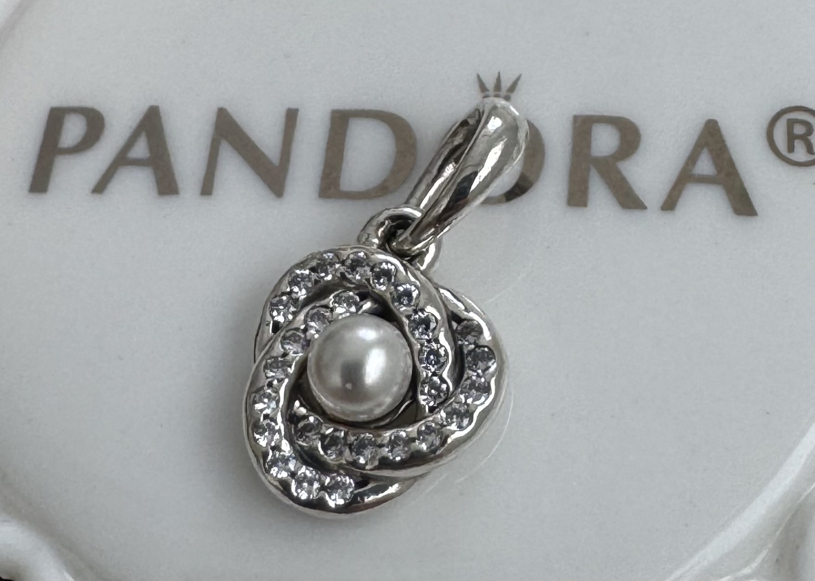 Authentic Pandora Luminous Love Knot Pendant #390401WCP