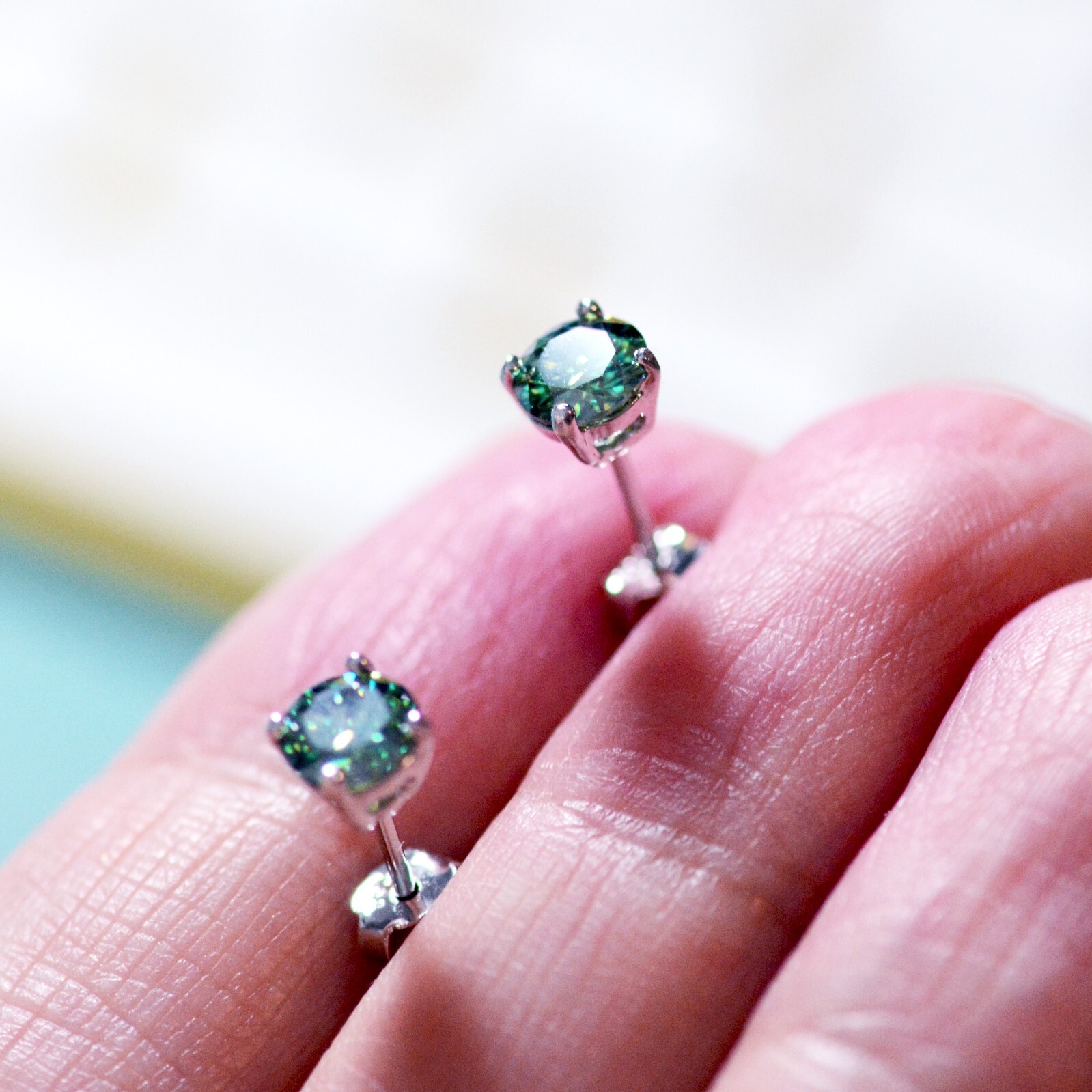 1Carat 5MM Green Moissanite 925 Sterling Silver Earrings Studs
