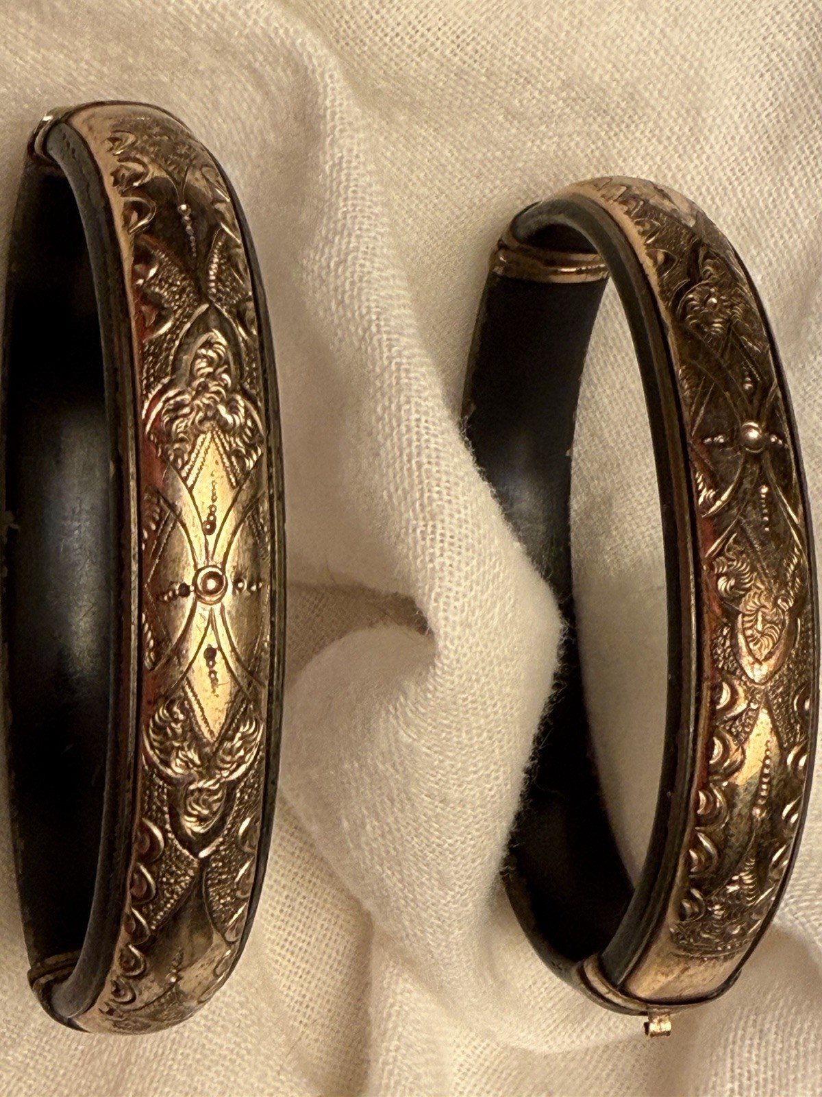 Antique Victorian Gold Filled Engraved Floral Hinged Bangle Bracelets 2