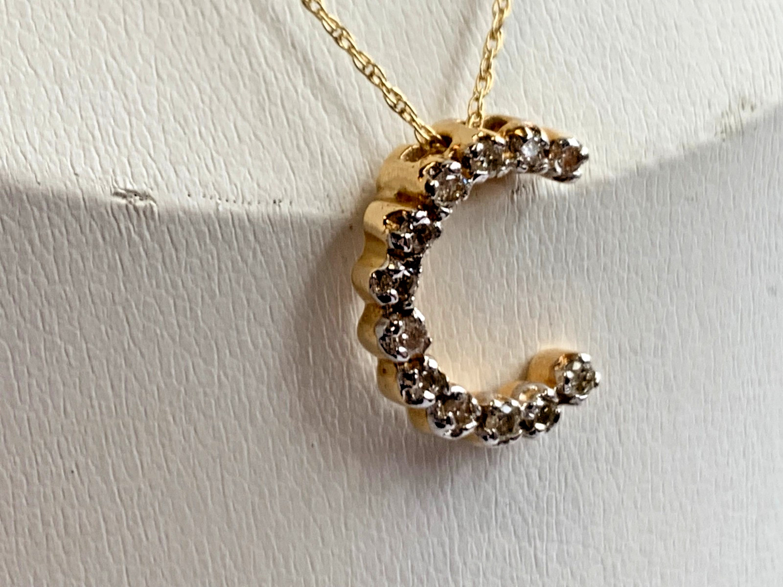 14K Yellow Gold Diamond “C” Necklace 1.95g Fine Jewelry 18″ Rope Chain *READ*