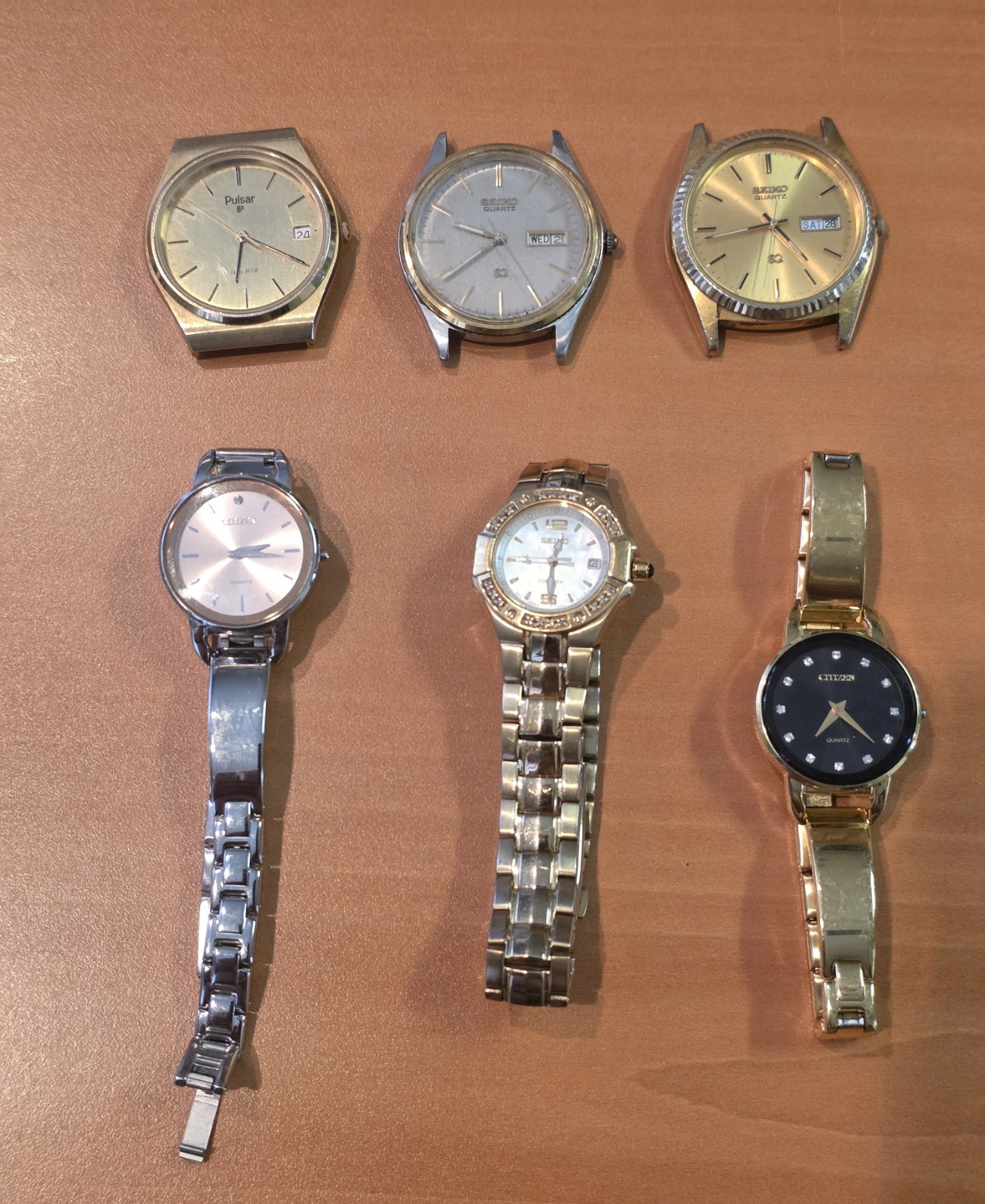 6 LOT Women’s/Men’s WATCHES Seiko, Citizen, Pulsar. ( AS IS FOR PARTS OR REPAIR)