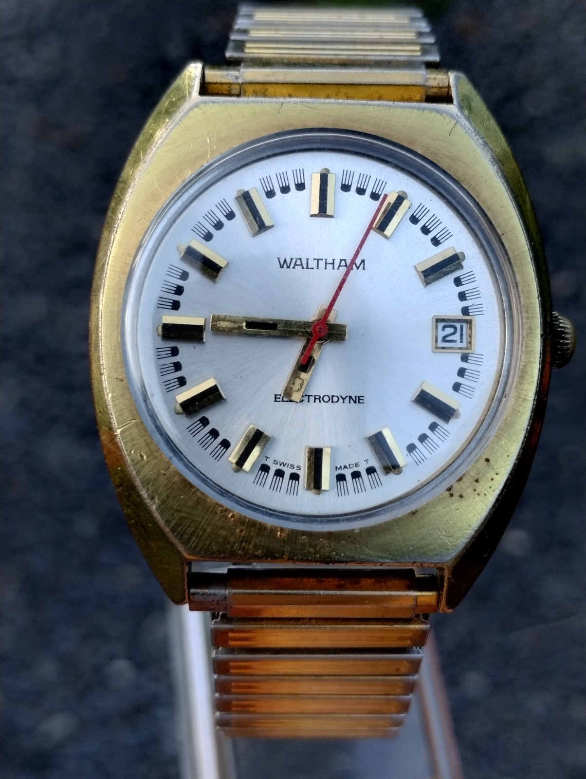 a247 Vintage Waltham Swiss Stainless Electric Electrodyne Wrist Watch. Accurate!