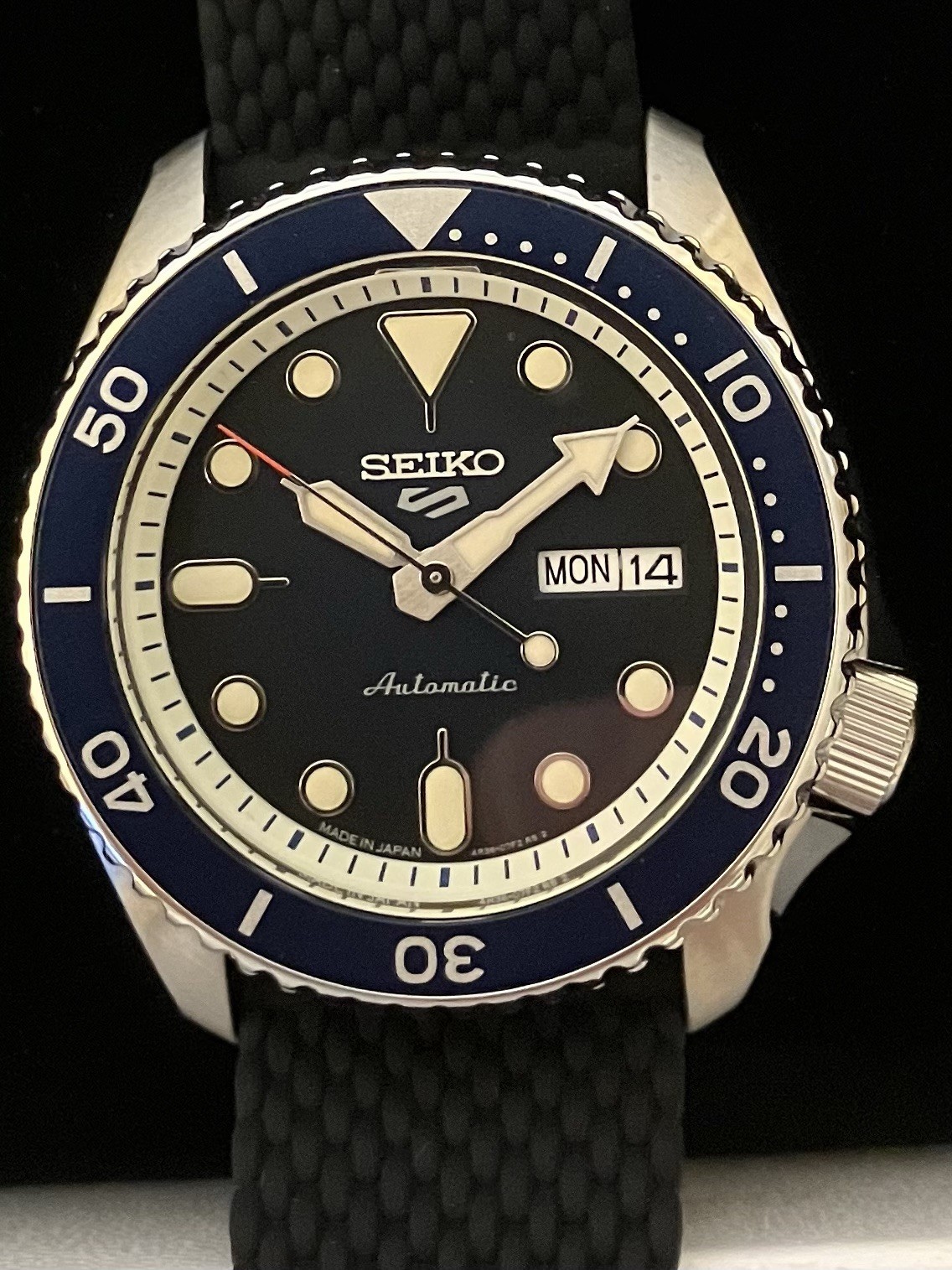 Seiko 5 Sports Sunray Blue Men’s Watch, Silicone Strap, Exhibition 4R36A Caliber