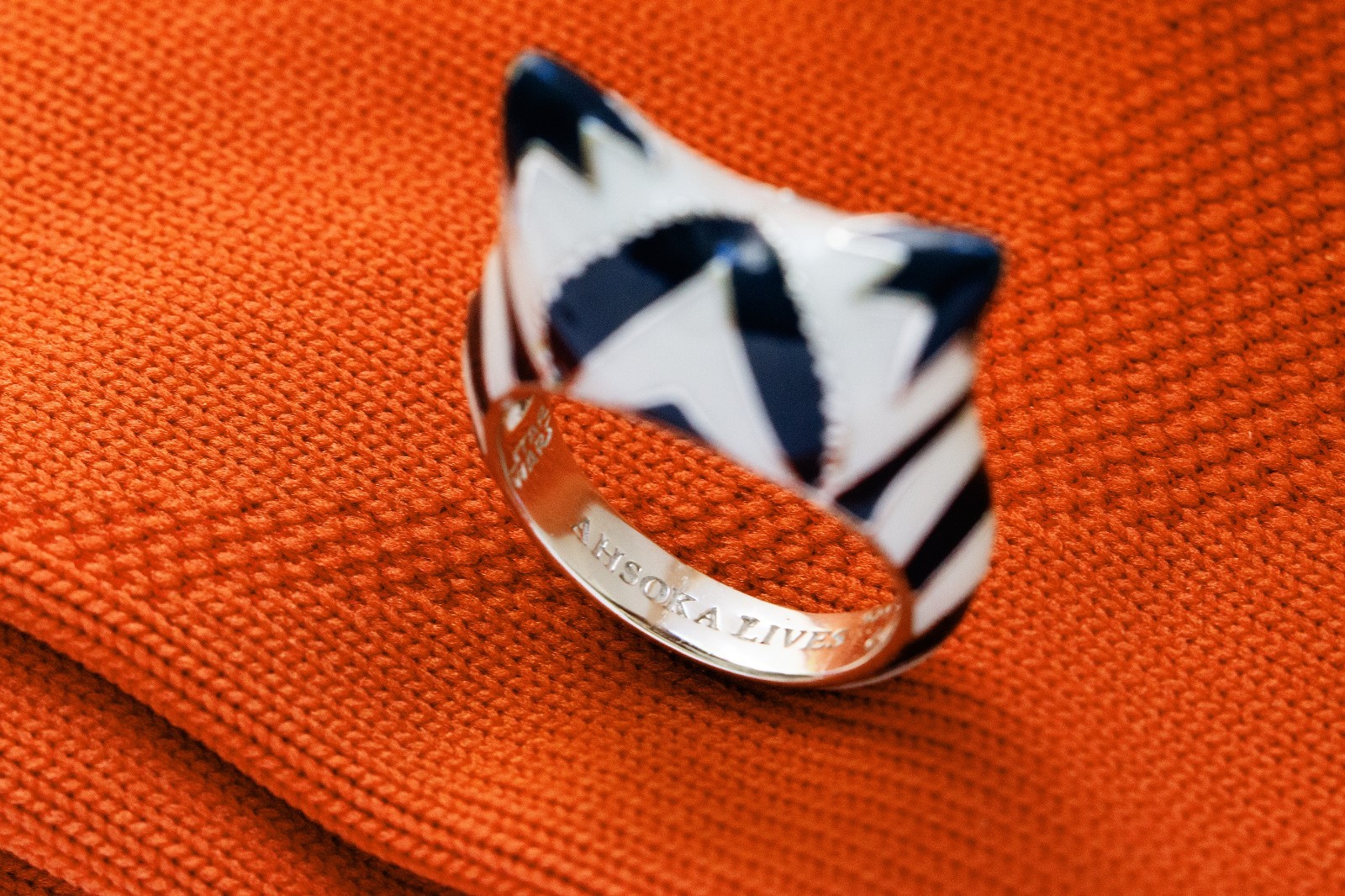 Star Wars X RockLove NEW Ahsoka Tano Ring Limited Ed. w Signature Card – Size 6