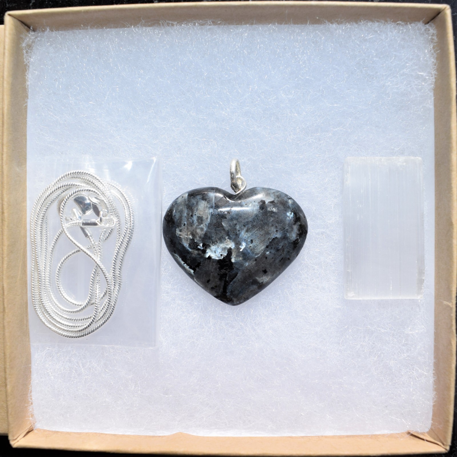 Charged Titanium Flash LARVIKITE Heart Pendant + 20″ Stainless Steel Chain