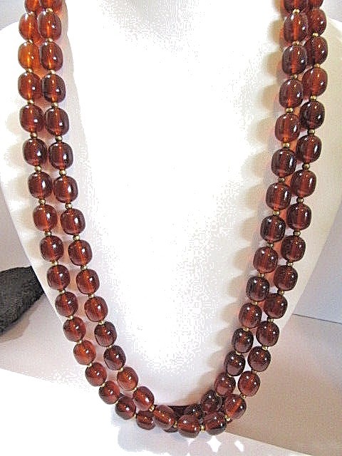 LUCITE SEMI TRANSPARENT TEA BROWN COLOR NECKLACE LONG GOLD TONE SPACERS VINTAGE