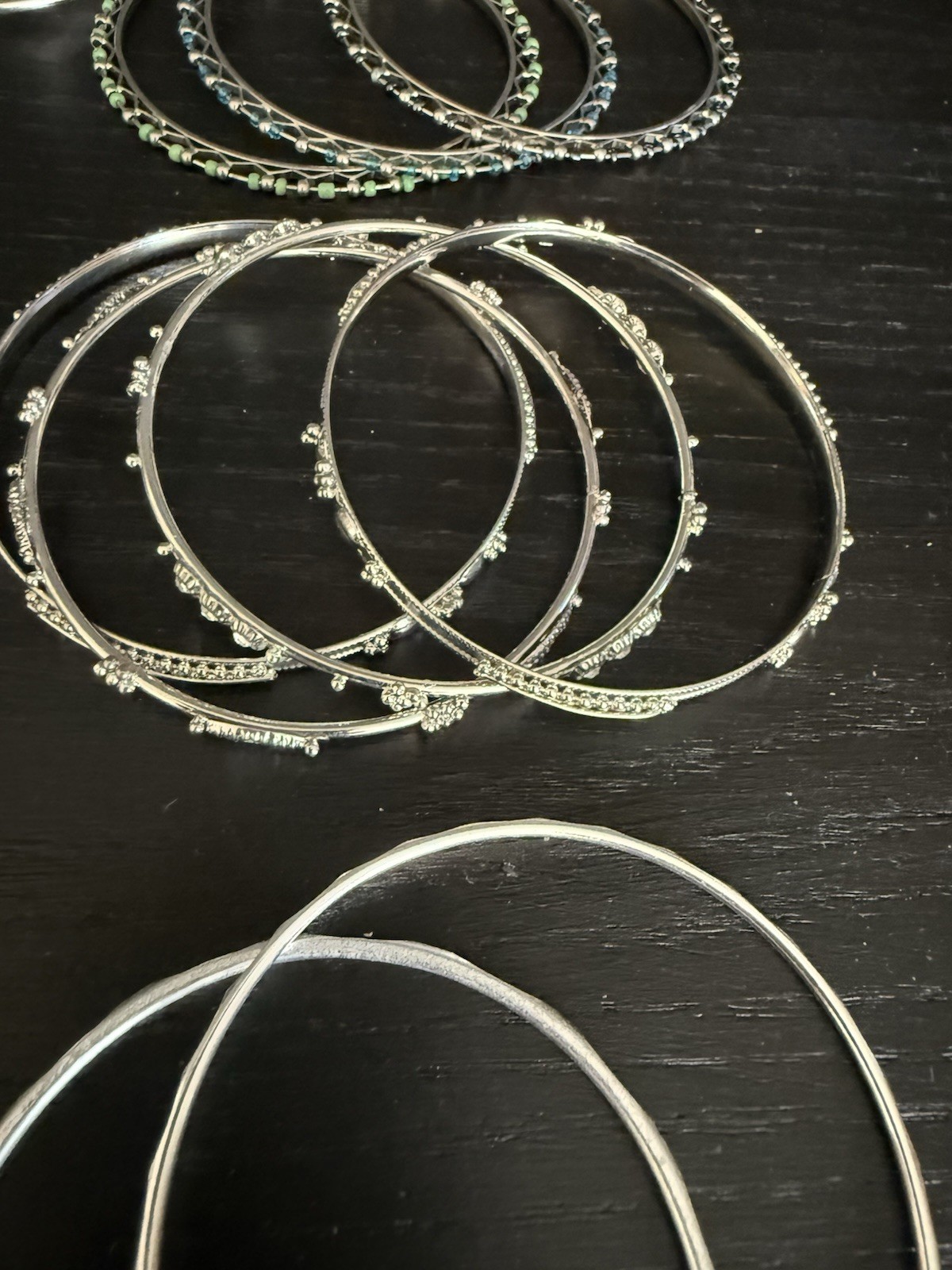 Lot Of 20+ Silver Tone Bangle Bracelets Thin Lightweight Stackable Textured