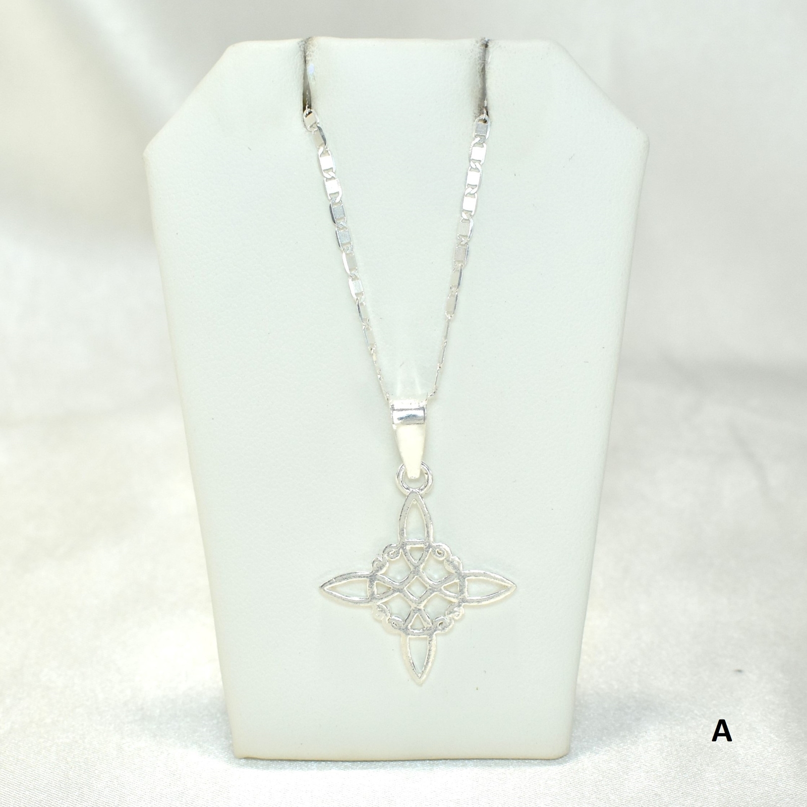 Witch Knot Pendant, 925 Sterling Silver Dangly Earrings Nudo de Bruja Aretes