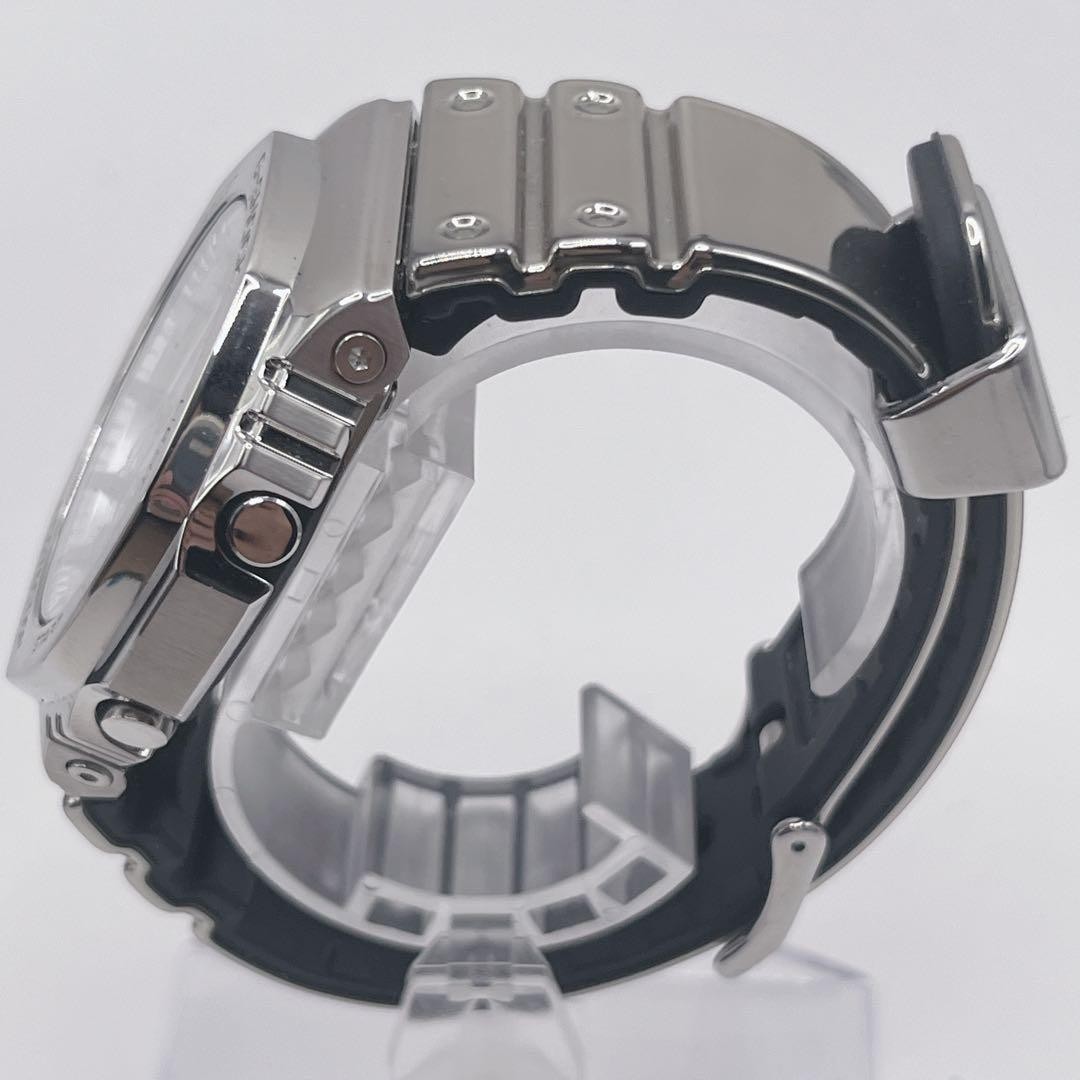 beautiful CASIO G SHOCK GM 2100 1AJF Metal with box operational