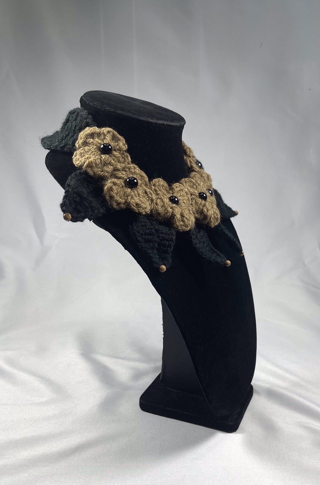 Vintage Handmade Unique Crochet Seven Flowers Choker Necklace By Odythia