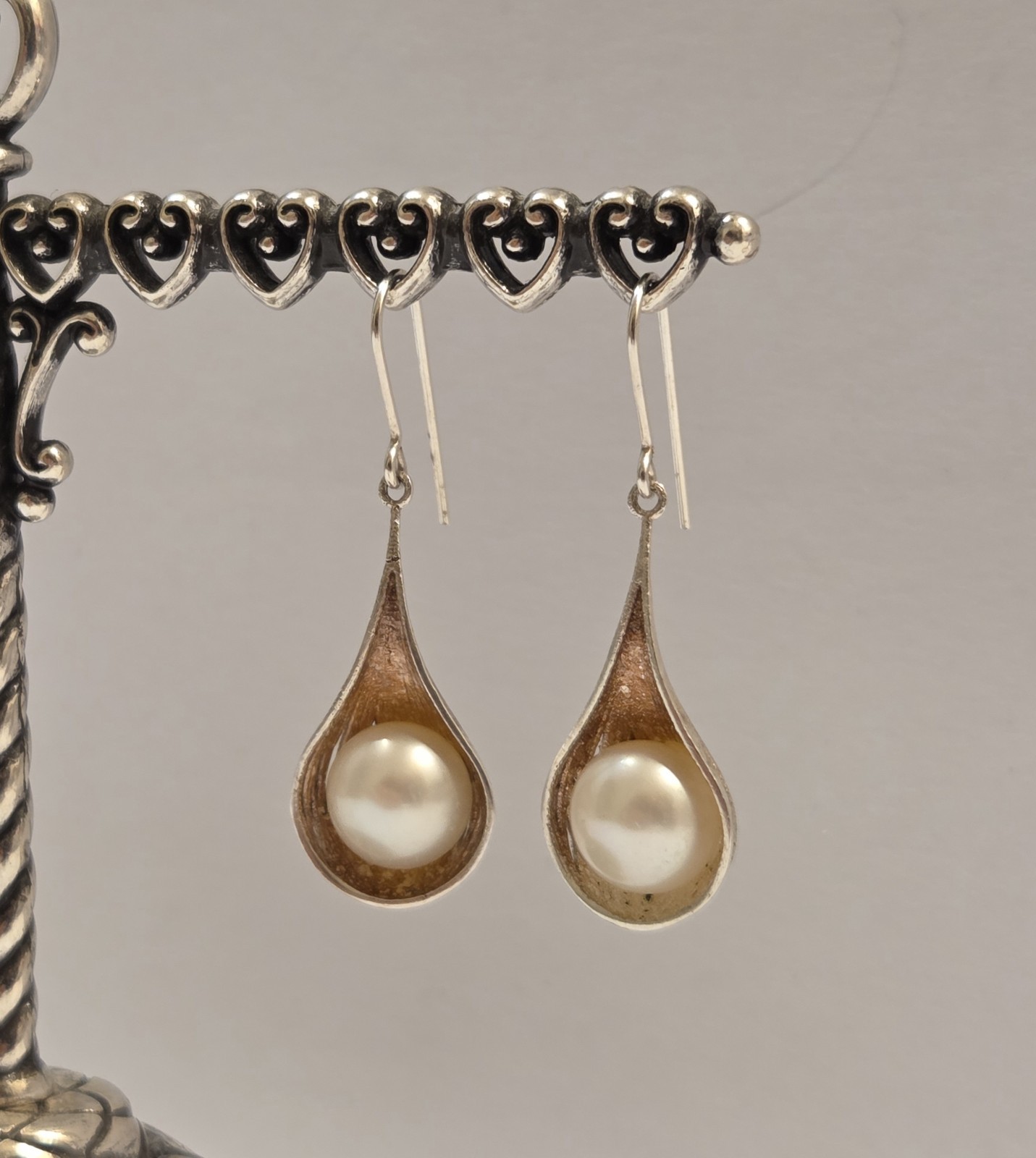 Vintage White Pearl Sterling Silver Pod Drop Italian Royal Chain RCI Earrings