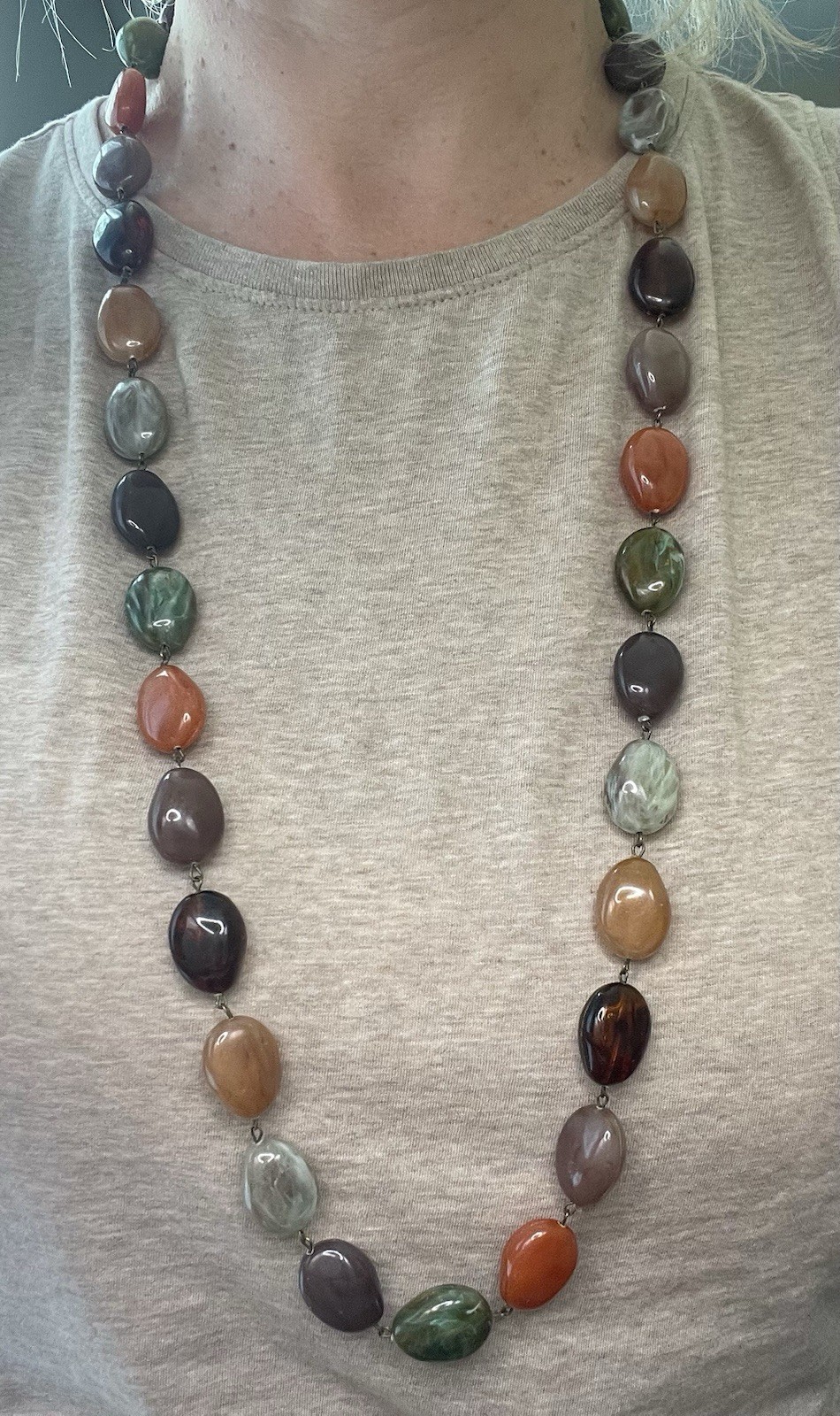 VTG Multicolor Faux Stones Acrylic Earth Tones Beaded 37” Necklace Autumn Fall