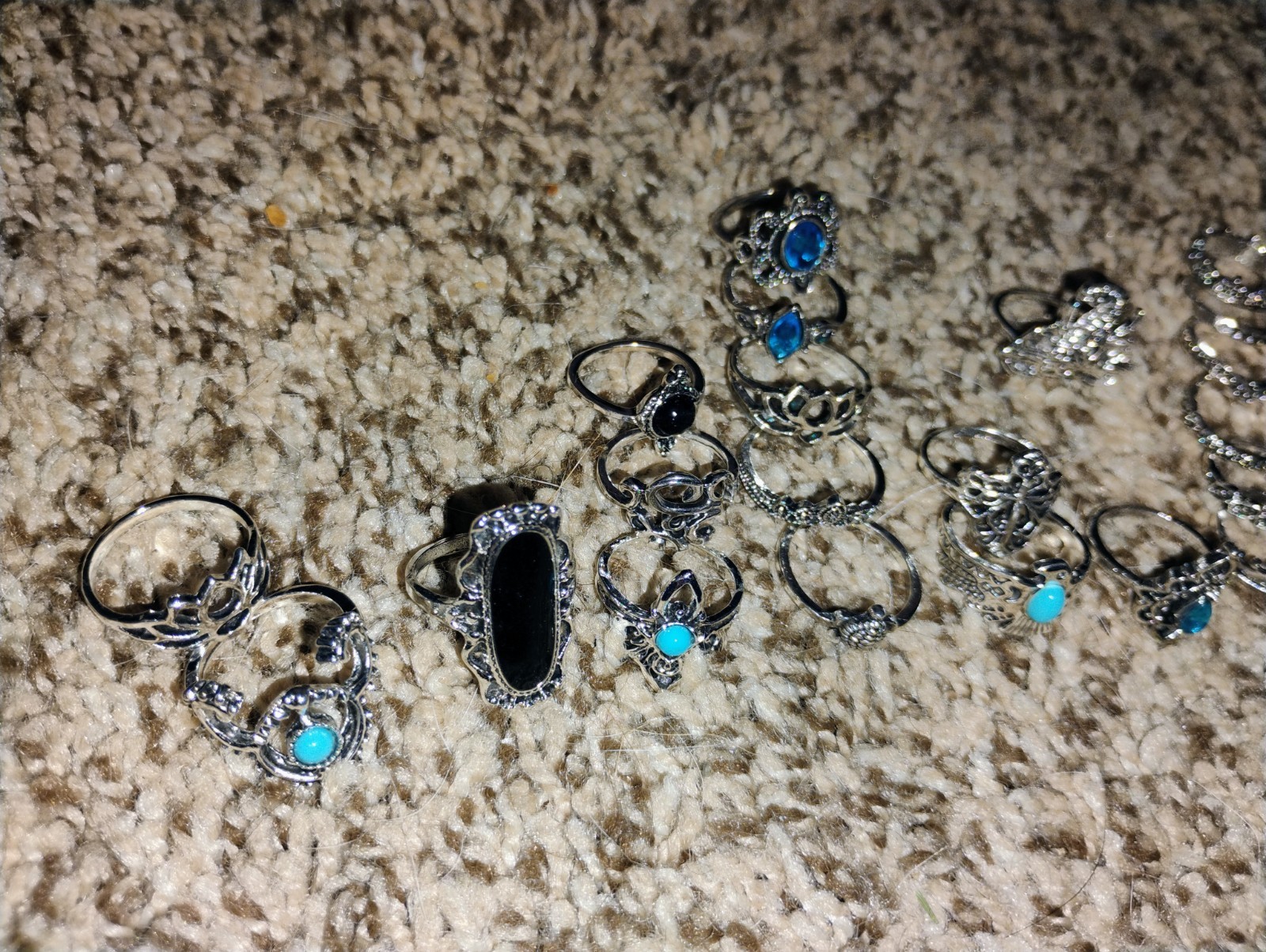 Rings (set of 27) Diff sizes and Designs
