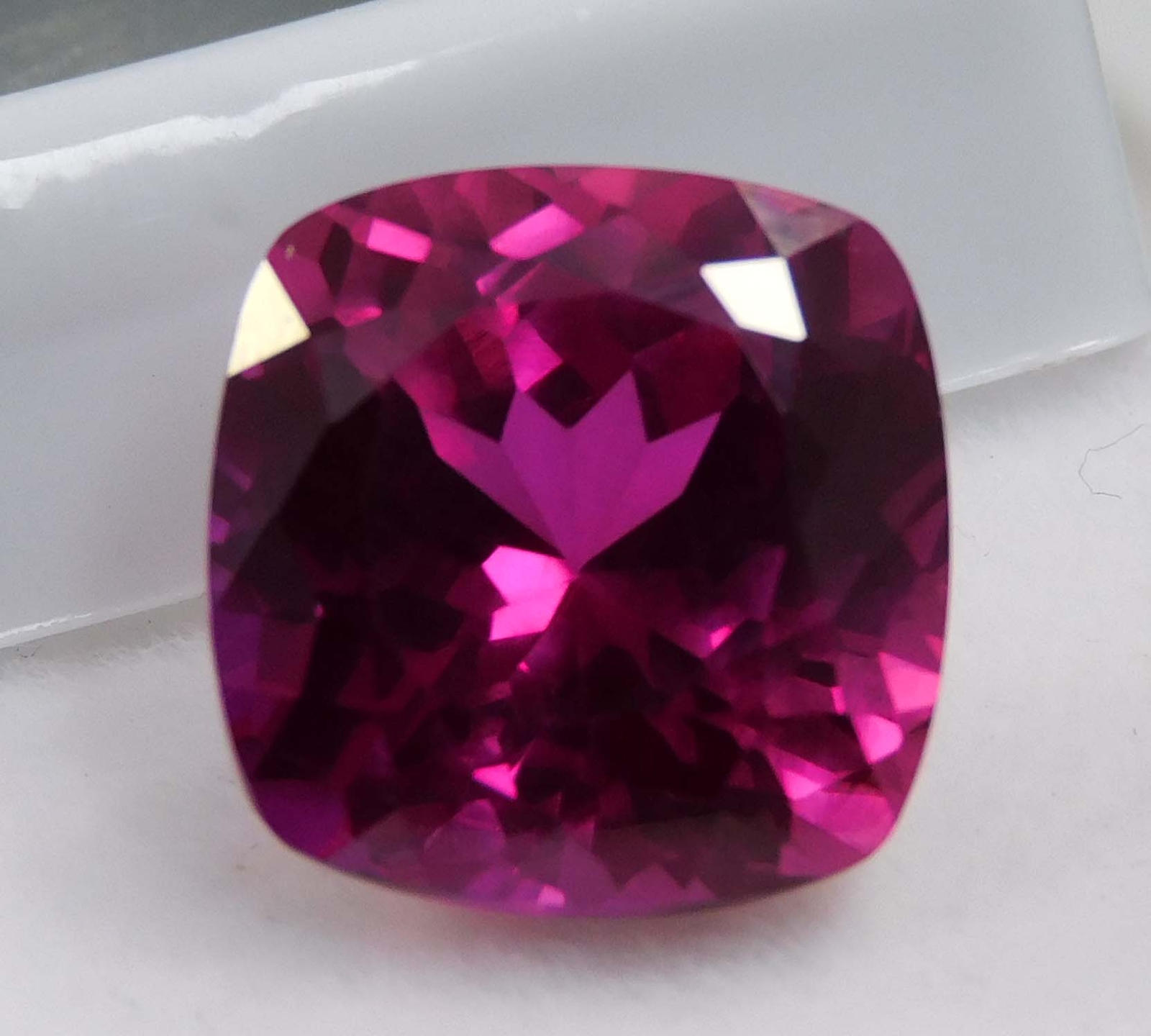 Extremely Rare Pink Sapphire Cushion Cut 11 Ct Natural Certified Loose Gemstone