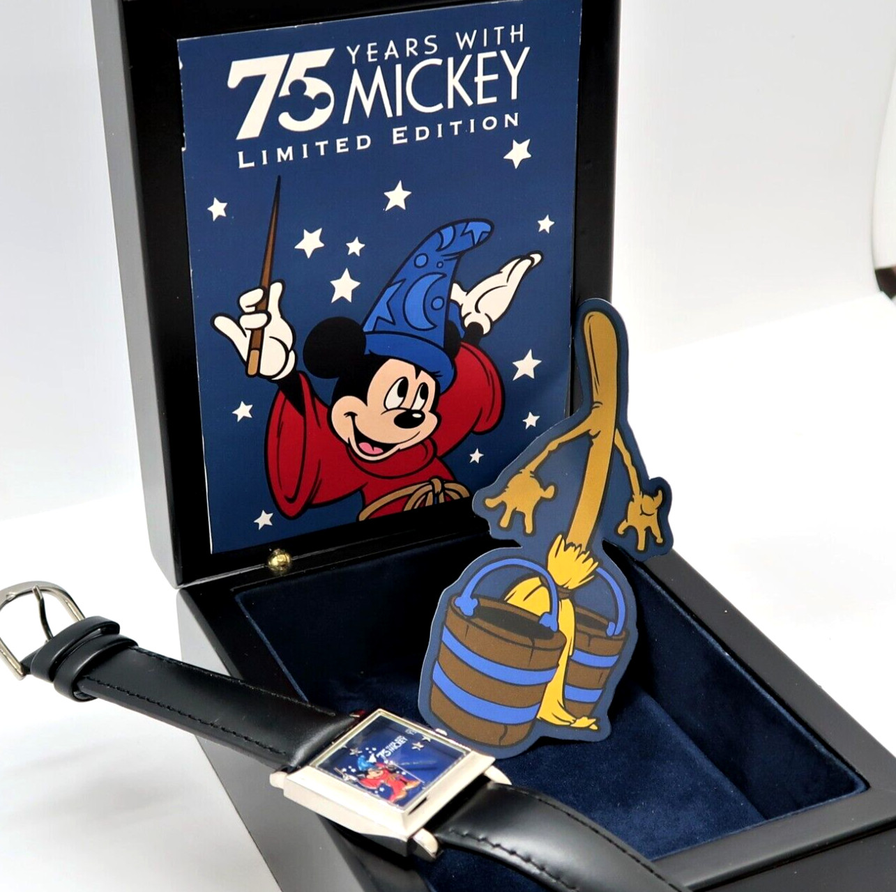 MICKEY MOUSE, 75 Year Disney, “Sorcerer’s Apprentice” LE CHARACTER WATCH,R8-84