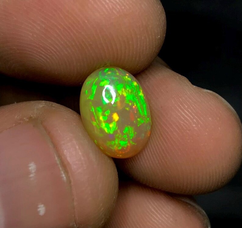 12×8.7 mm 2.70 Ct Natural Welo Ethiopian Opal Loose GemstoneNS-169